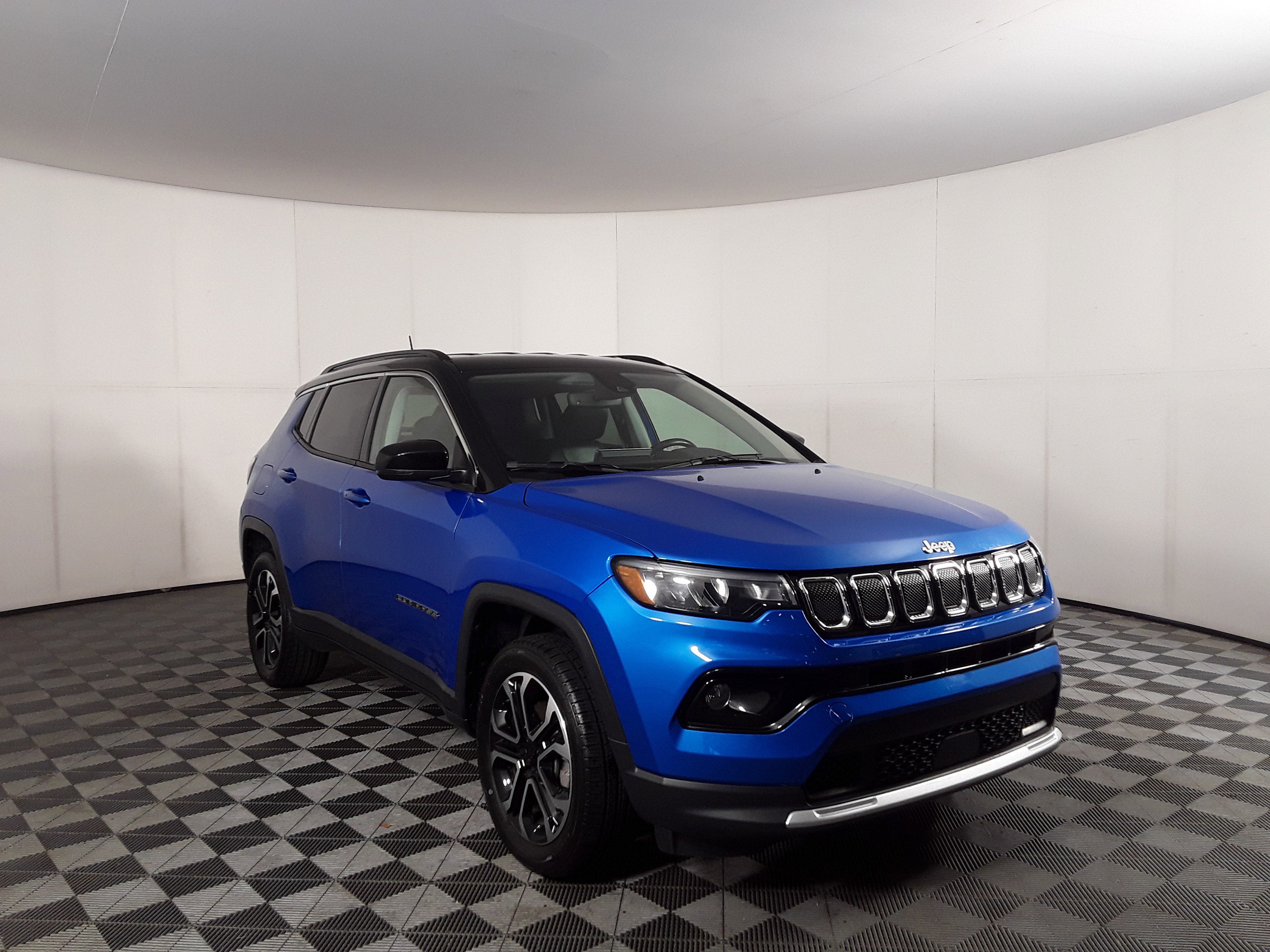 Used 2022 Jeep Compass Limited 4x4