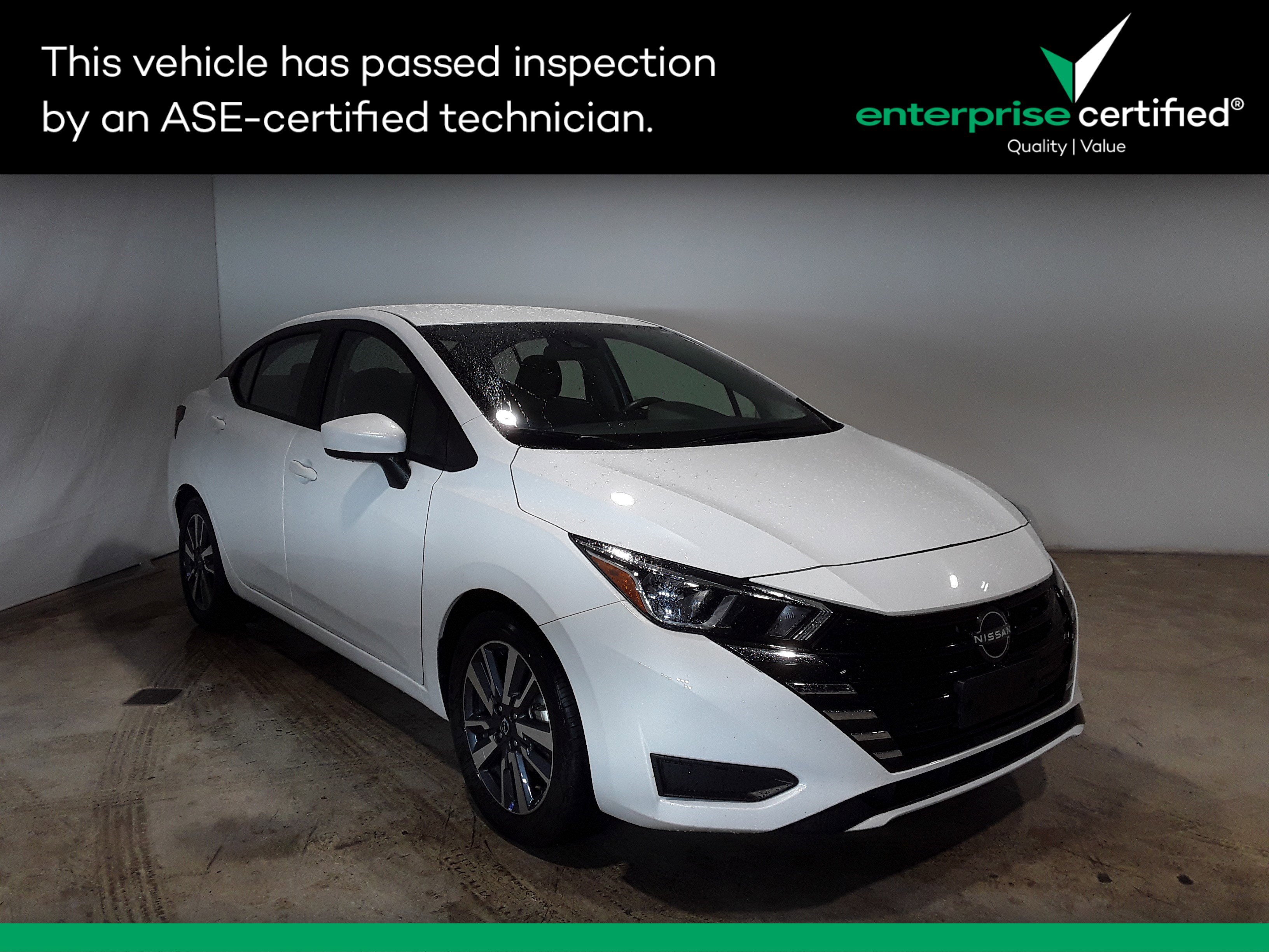 2023 Nissan Versa SV CVT