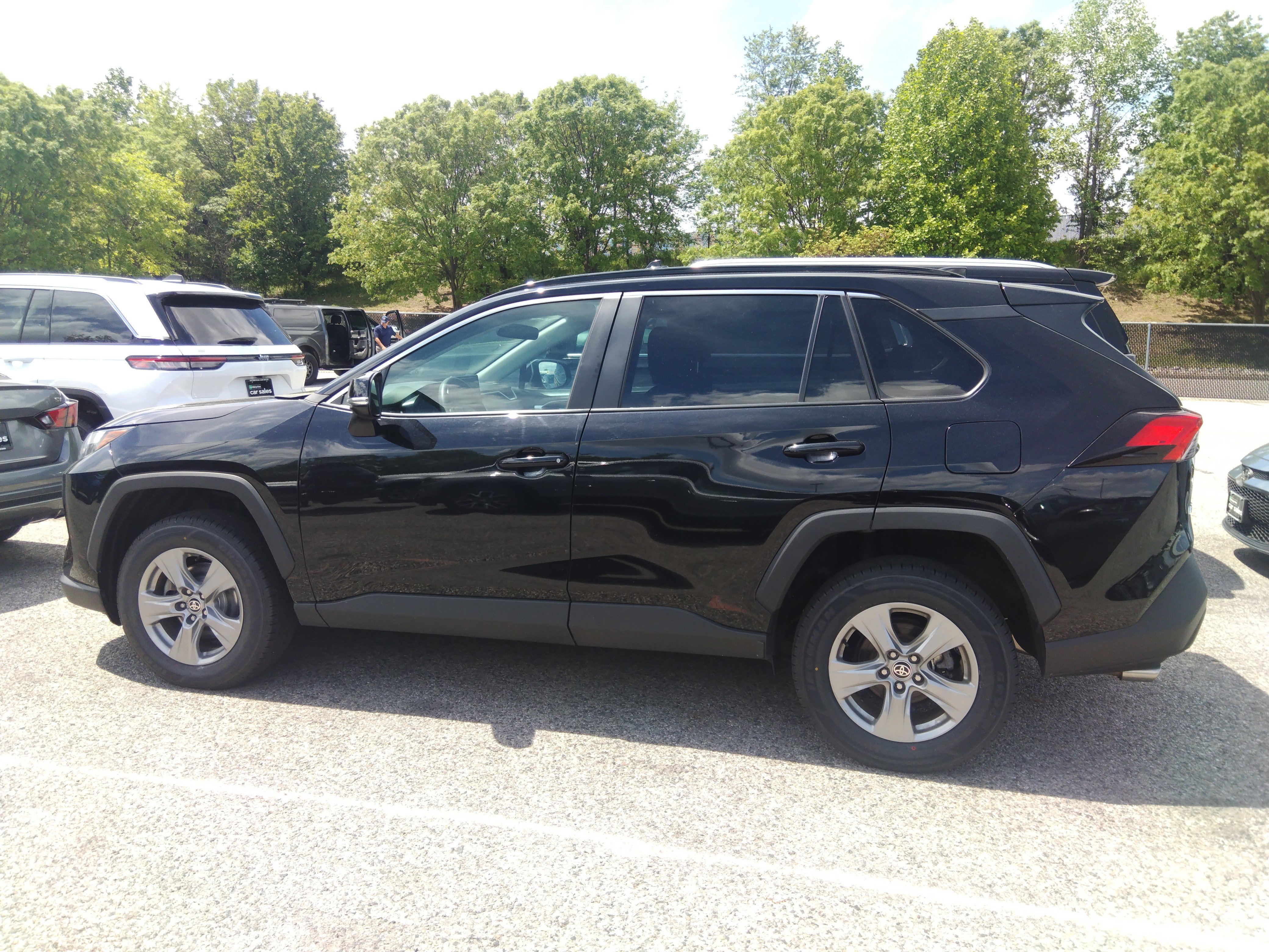 2022 Toyota RAV4 XLE AWD