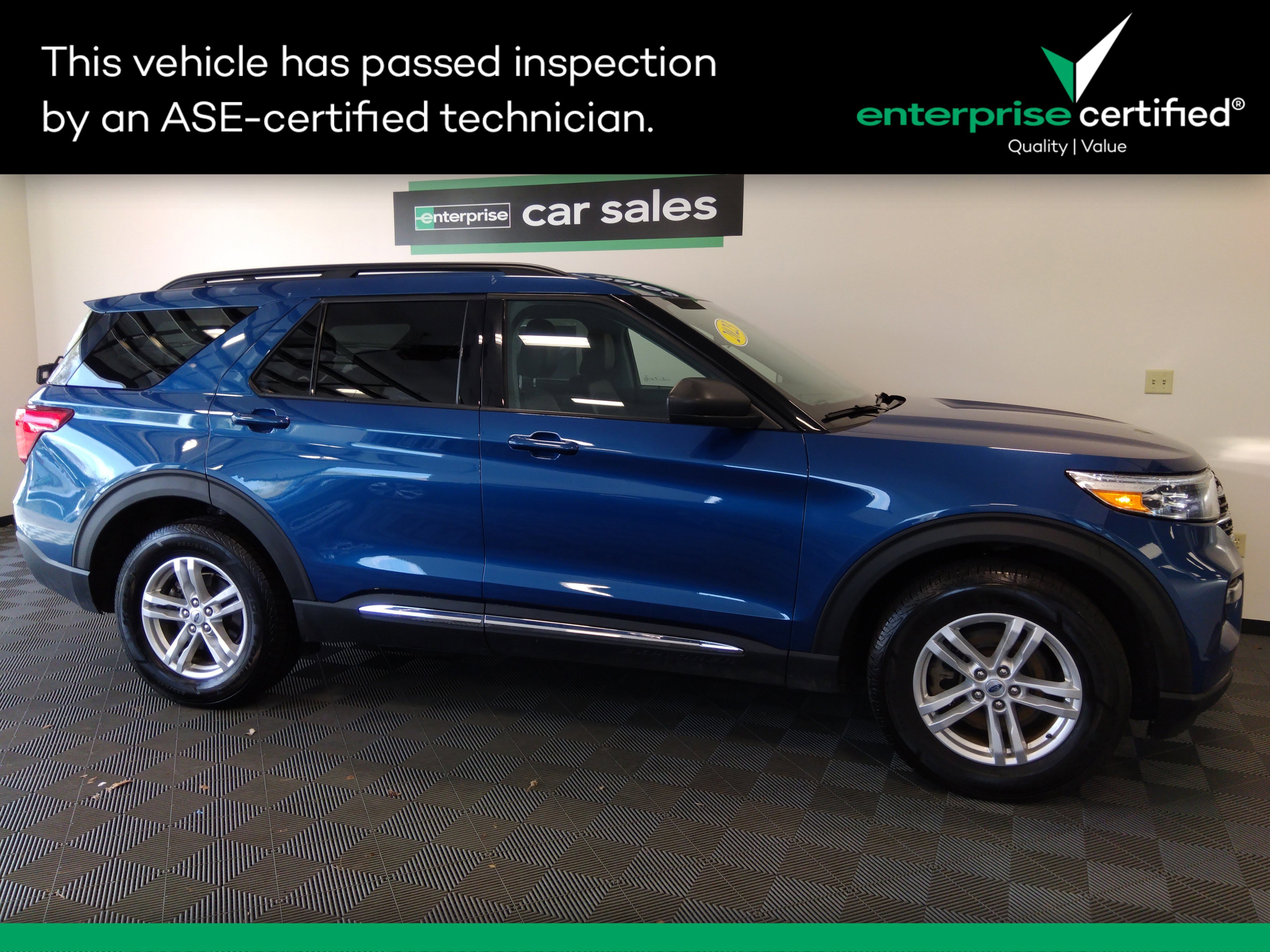 2023 Ford Explorer XLT 4WD
