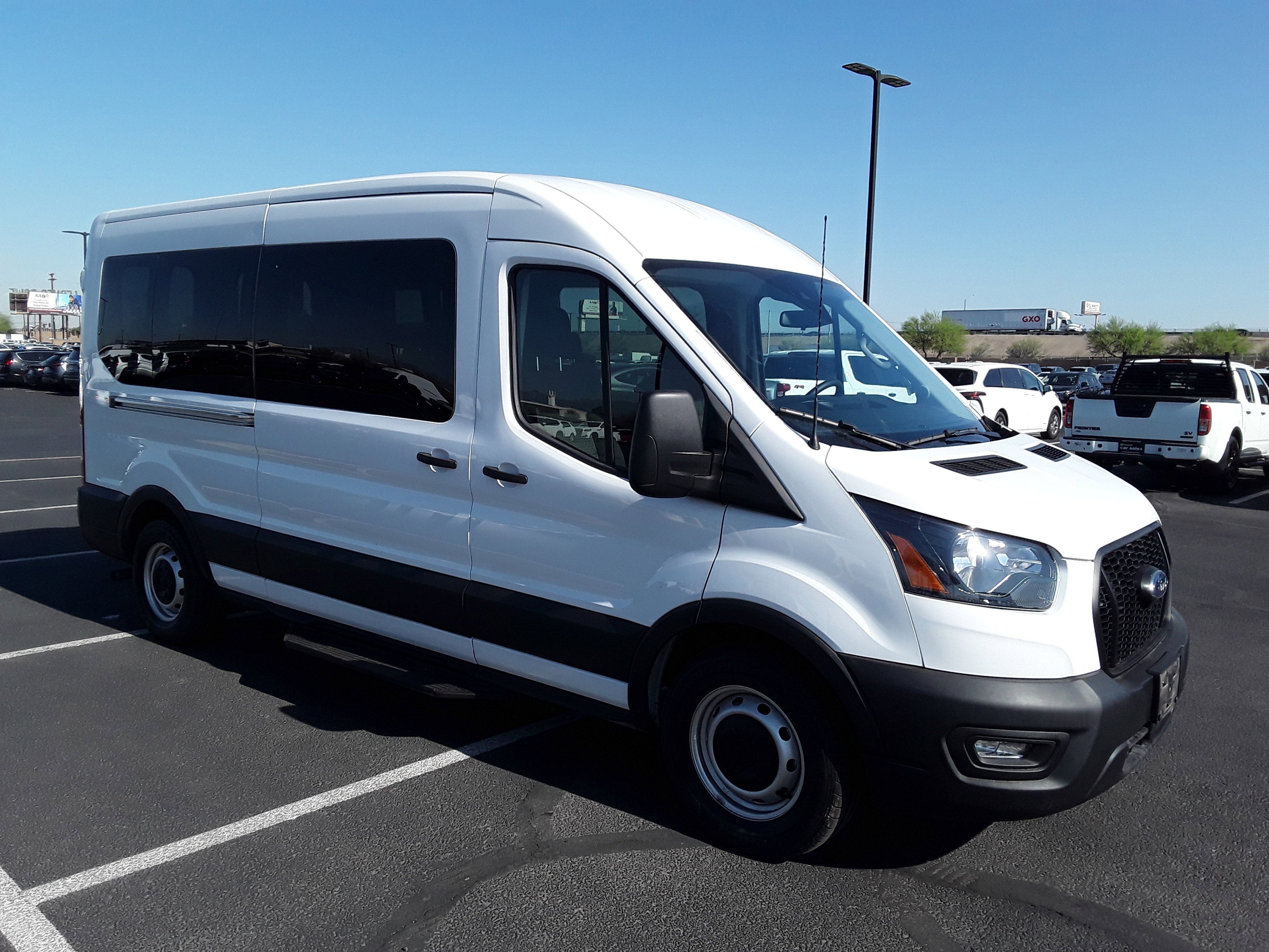 2023 Ford Transit Passenger Wagon T-350 148