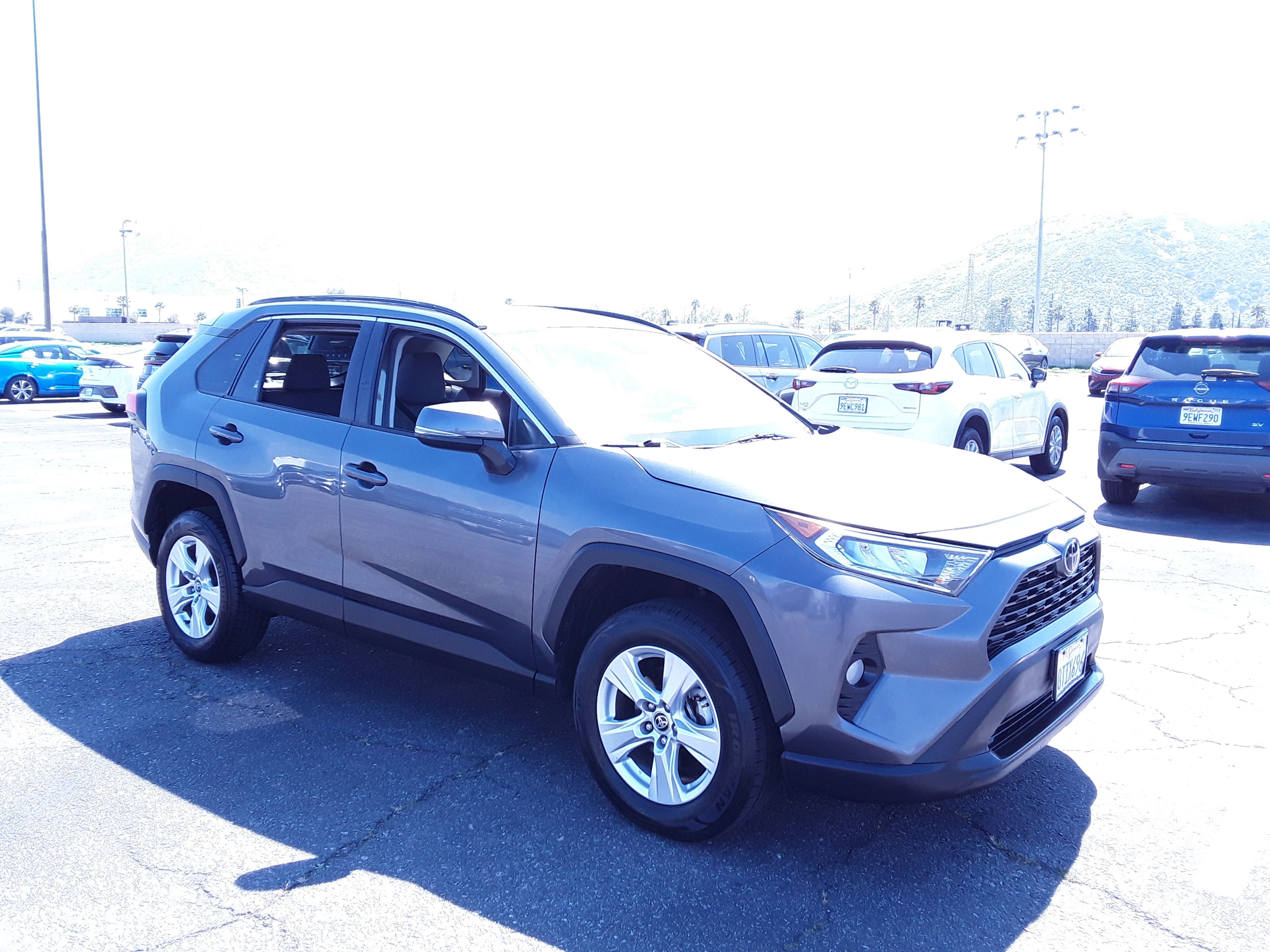 2021 Toyota RAV4 XLE FWD