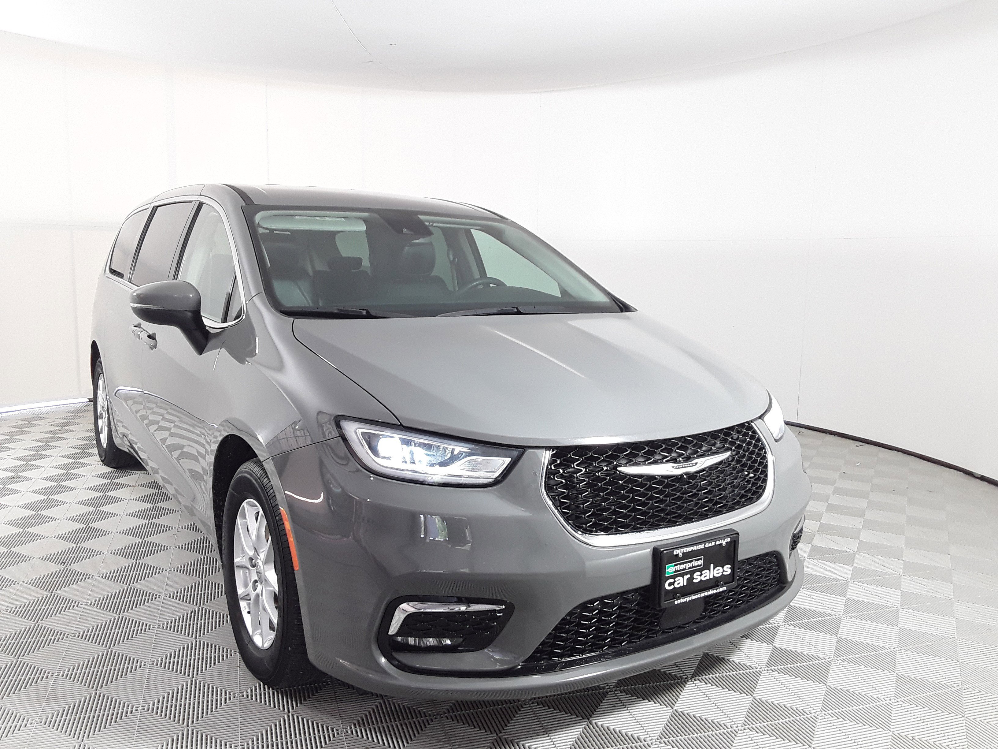 2023 Chrysler Pacifica Touring L FWD