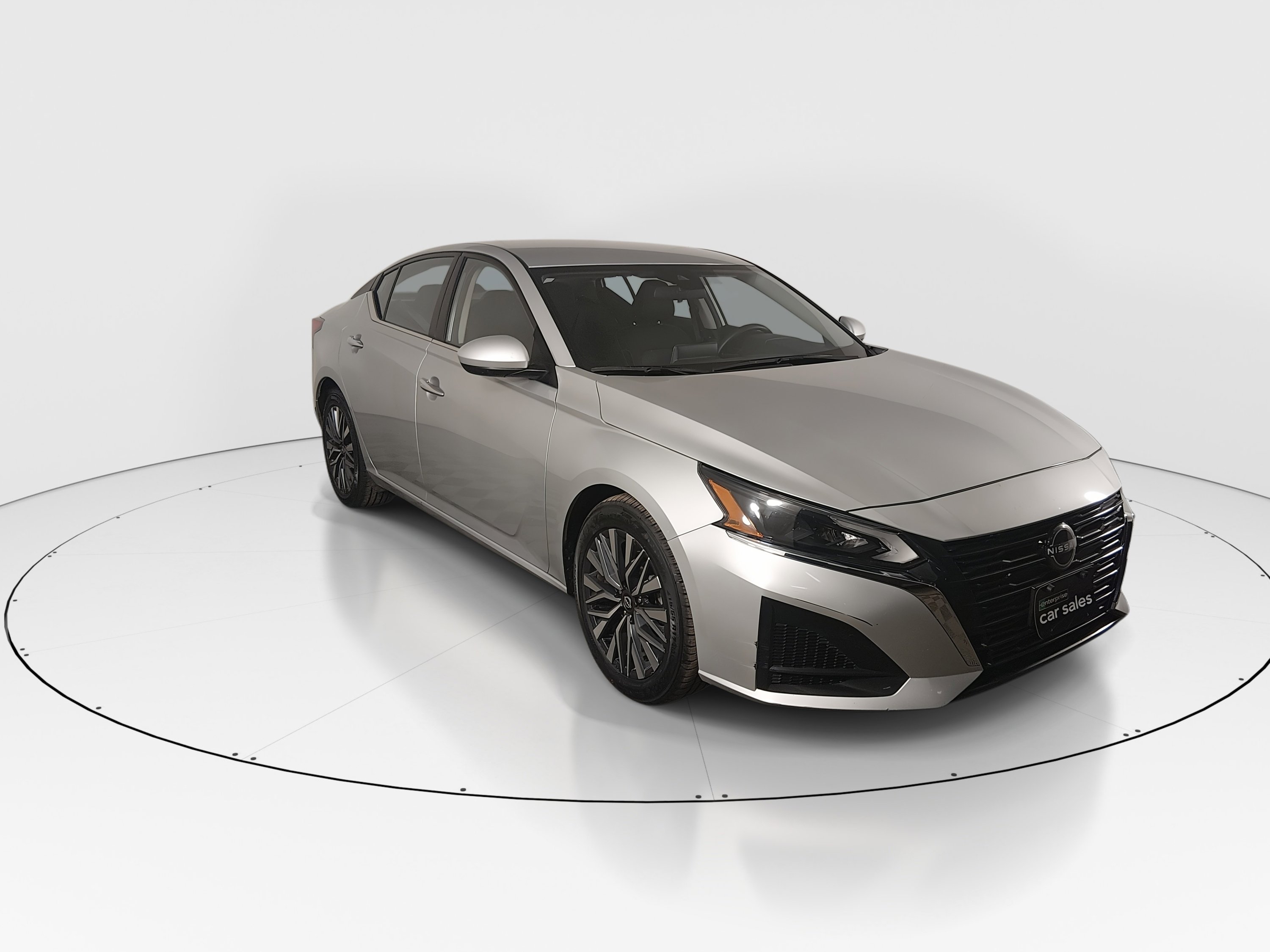 2023 Nissan Altima SV's photo