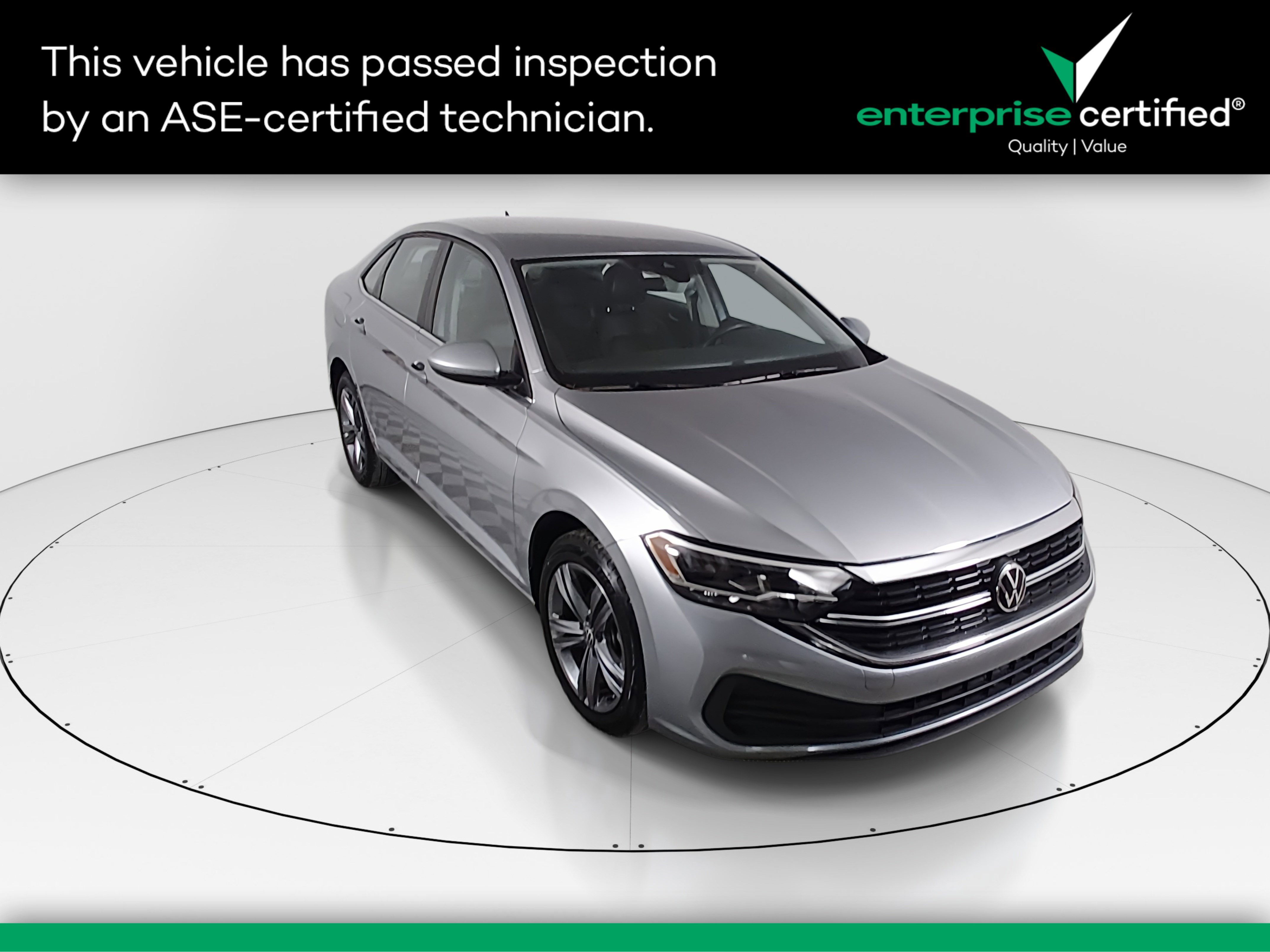 Used 2024 Volkswagen Jetta SE Auto