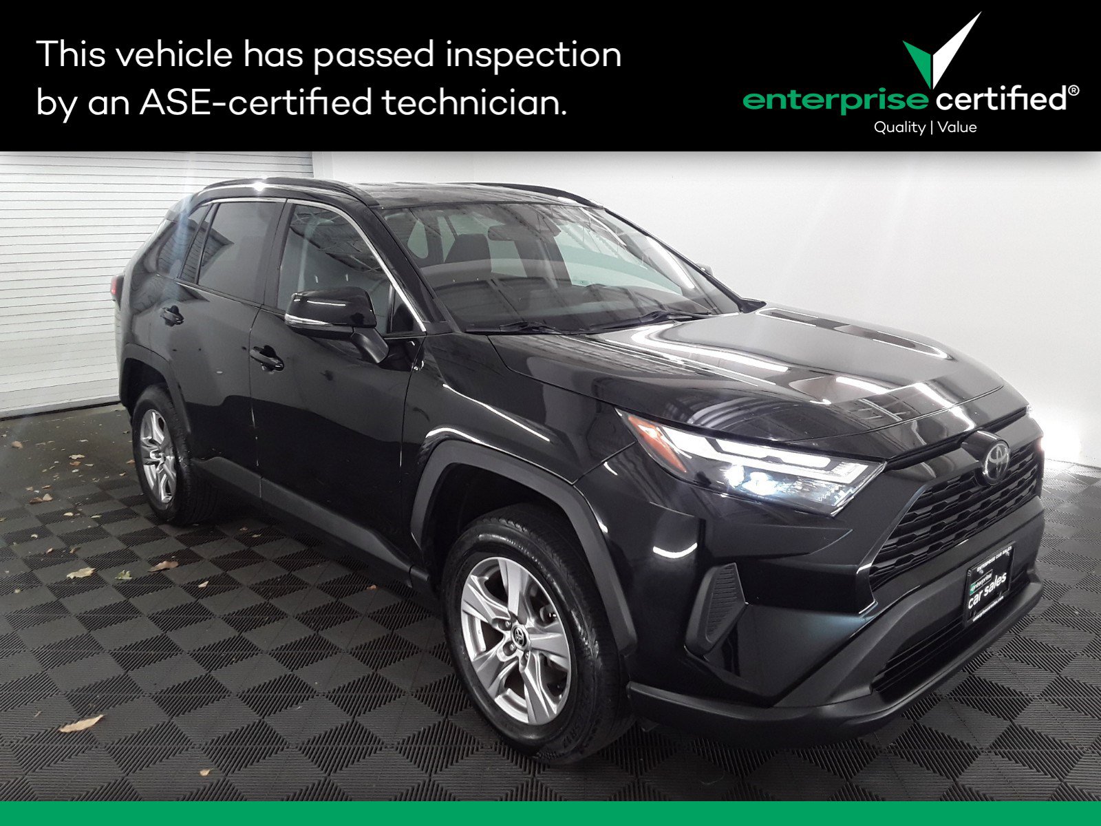 Used 2022 Toyota RAV4 XLE AWD