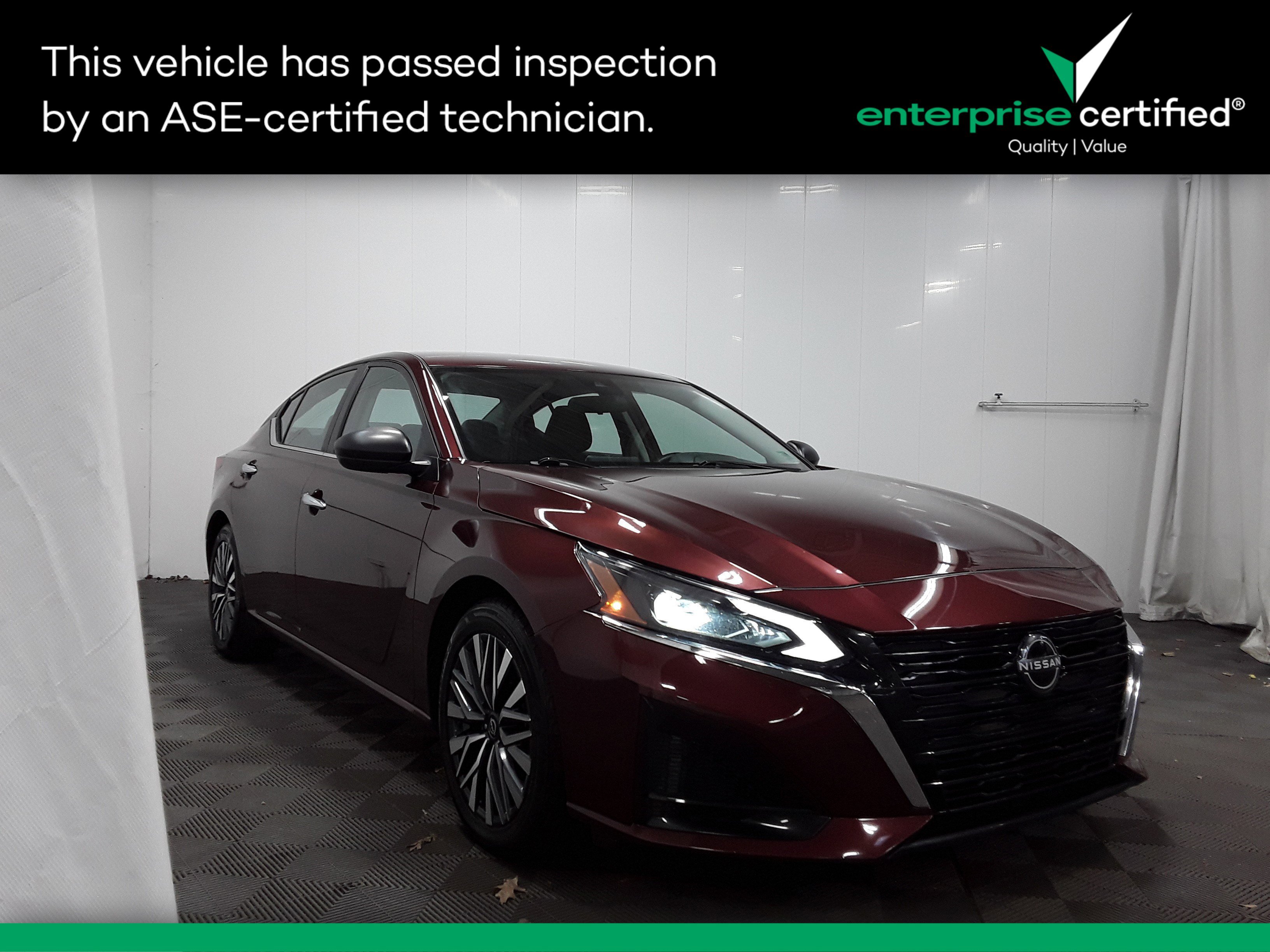 Used 2024 Nissan Altima 2.5 SV Sedan