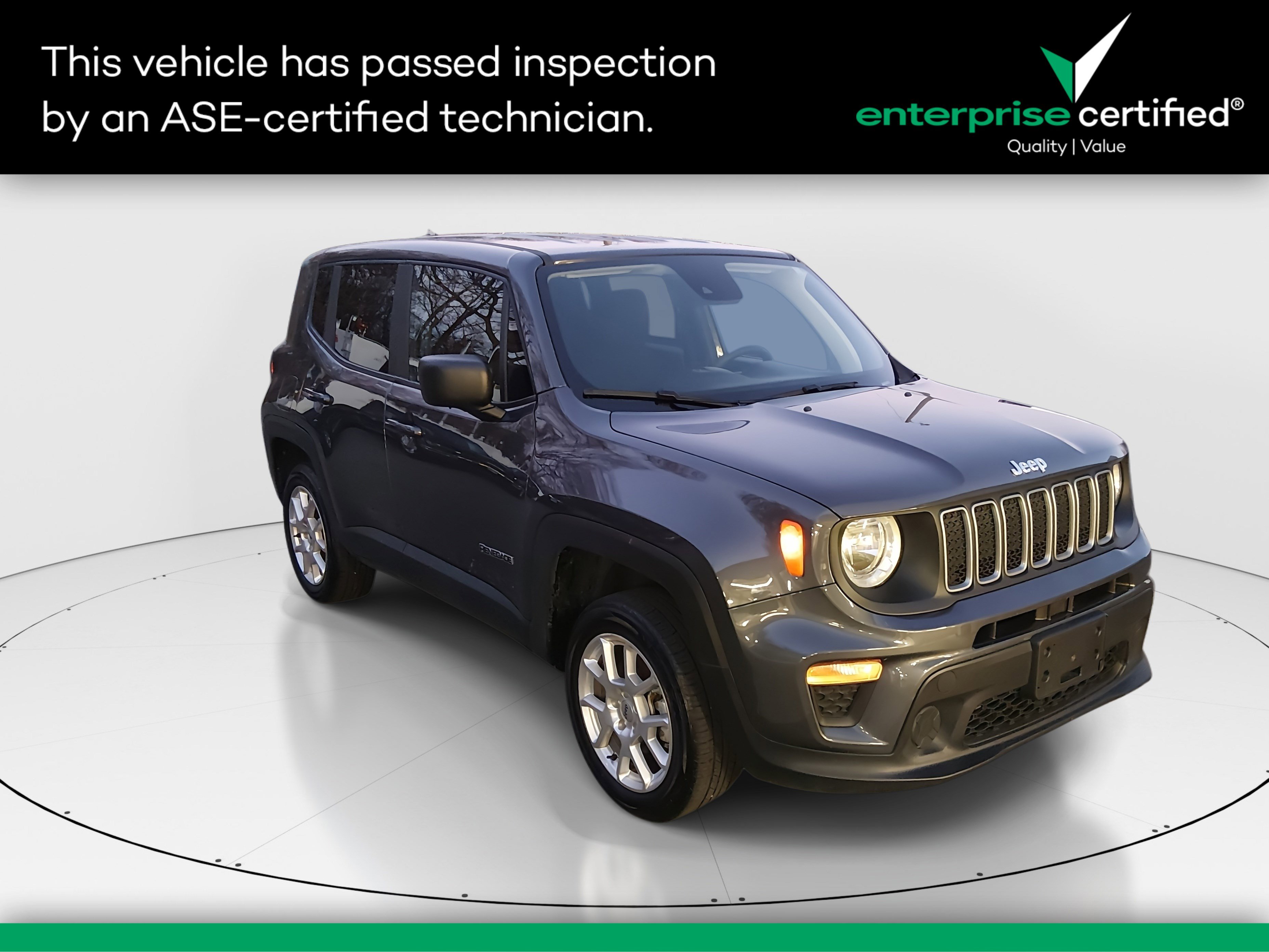 2023 Jeep Renegade Latitude's photo