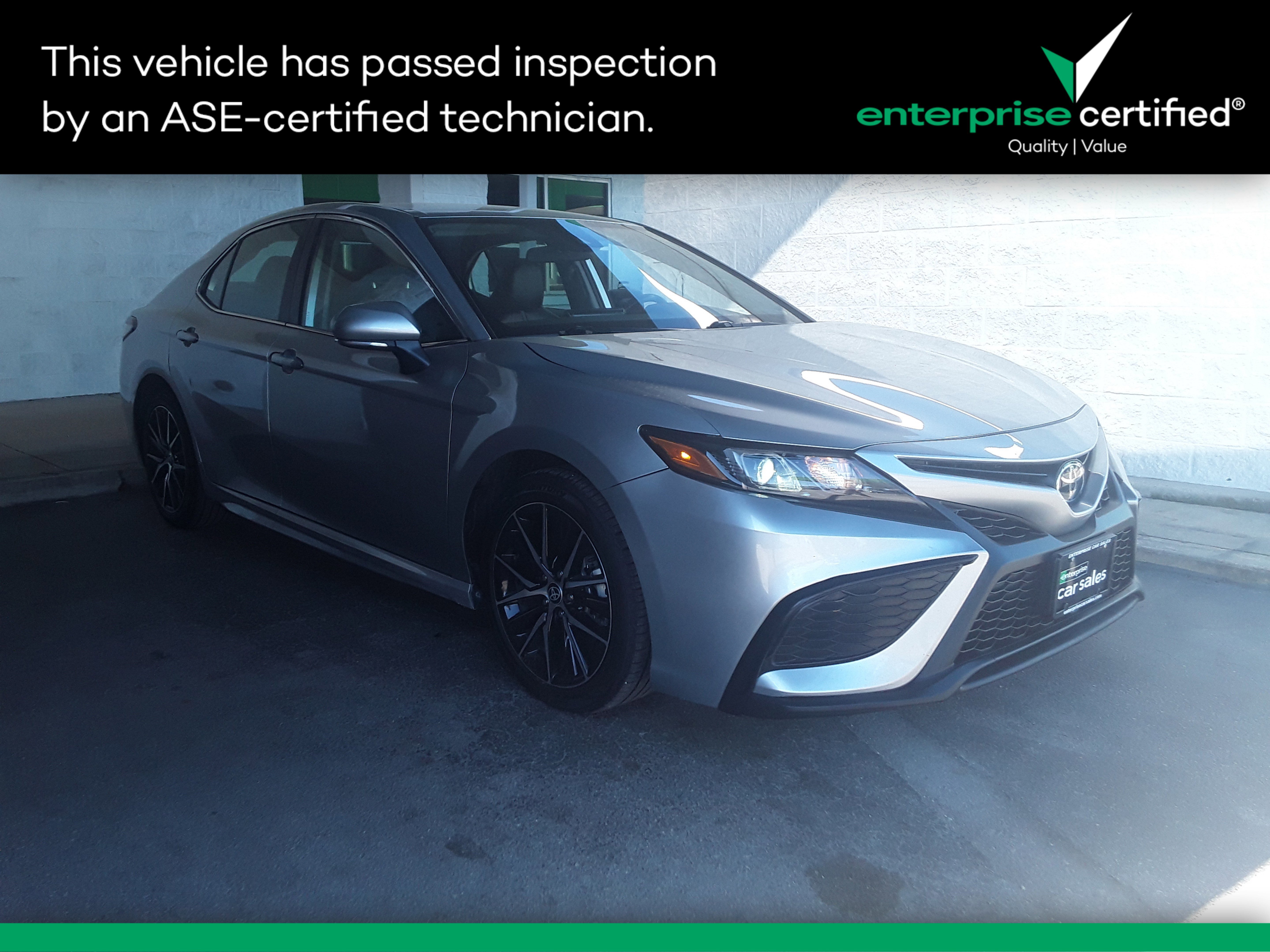 2023 Toyota Camry SE Auto