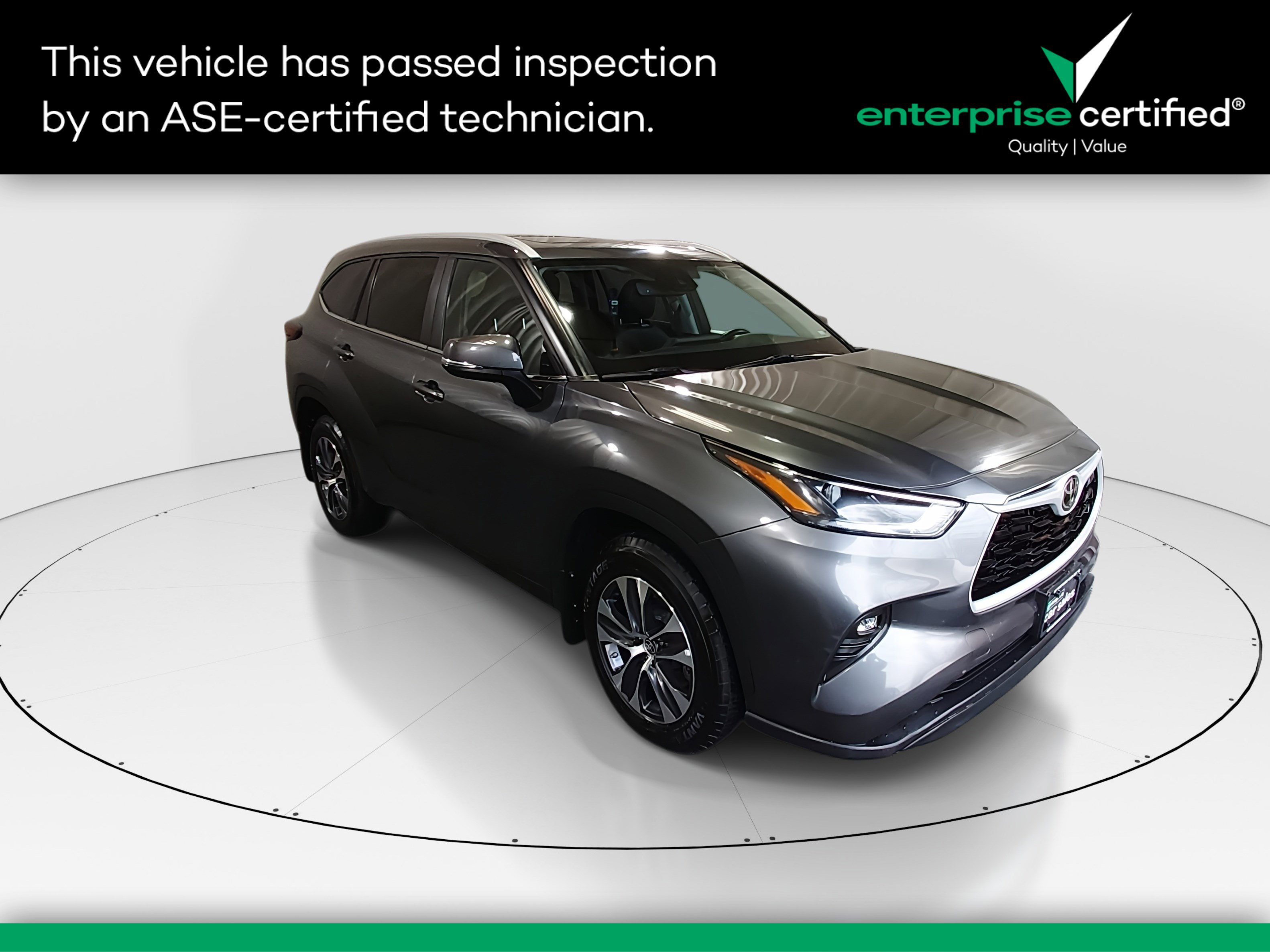 Used 2024 Toyota Highlander XLE AWD