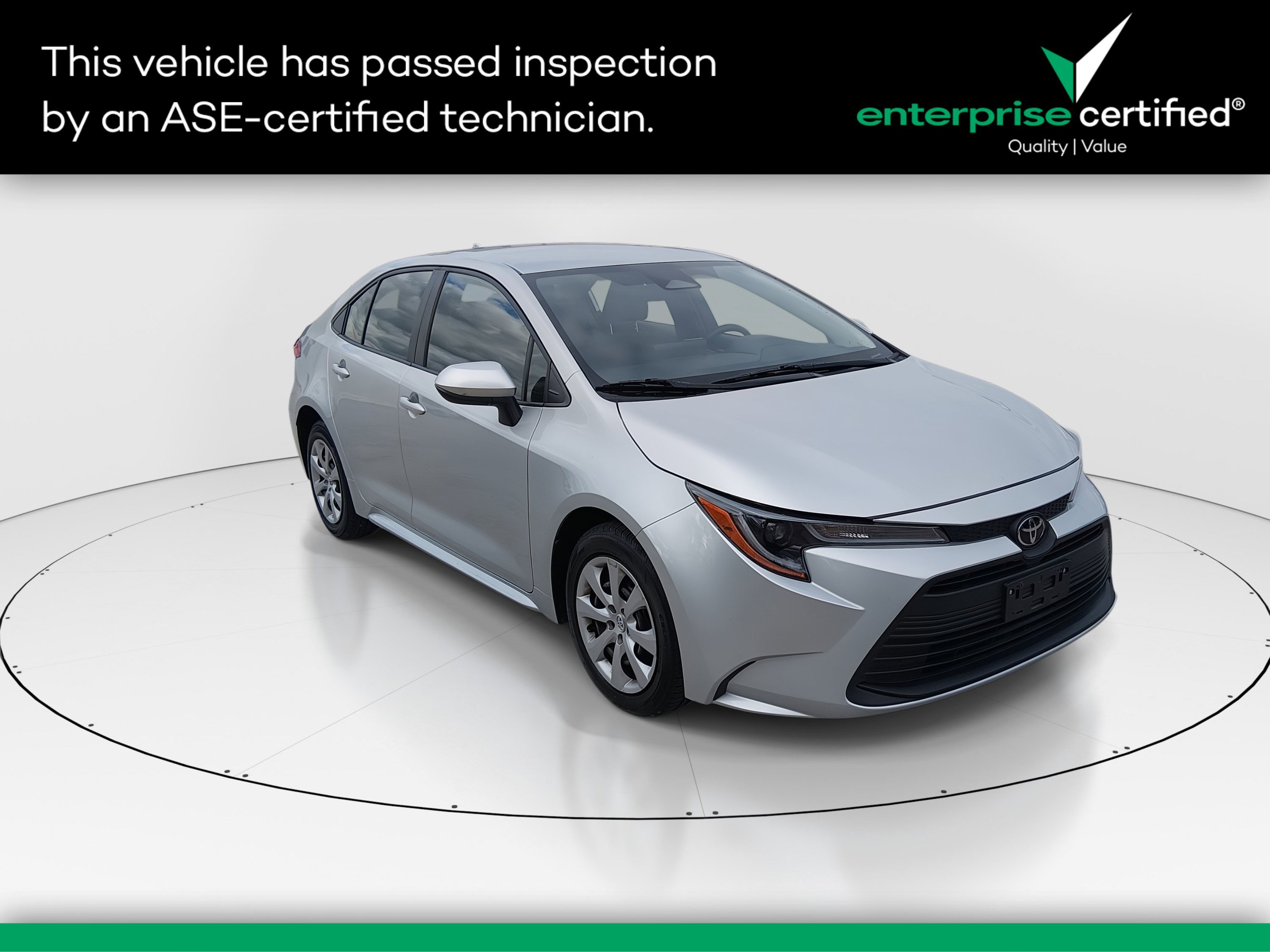 2023 Toyota Corolla LE's photo