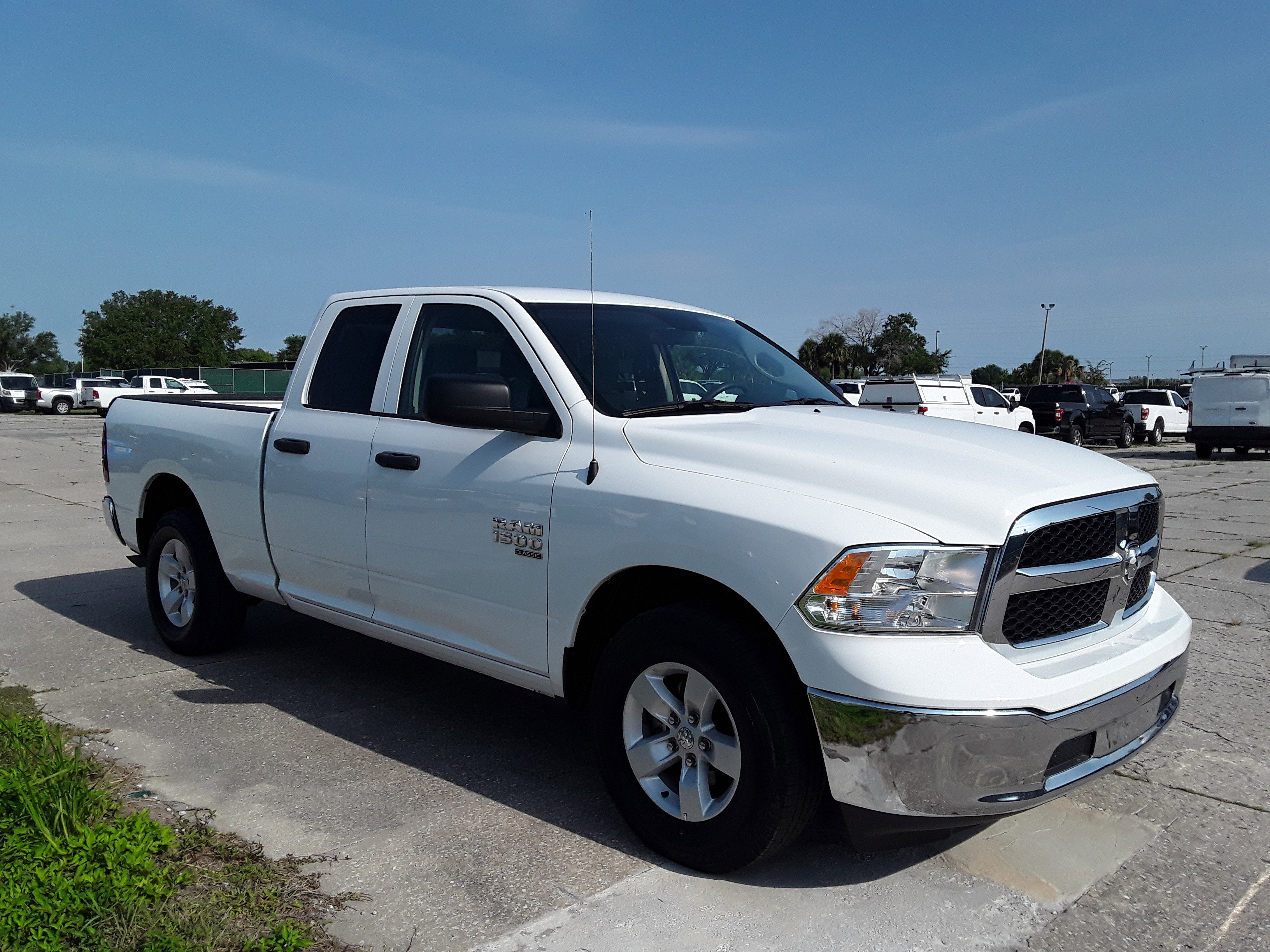2024 Ram 1500 Classic SLT 4x2 Quad Cab 6'4