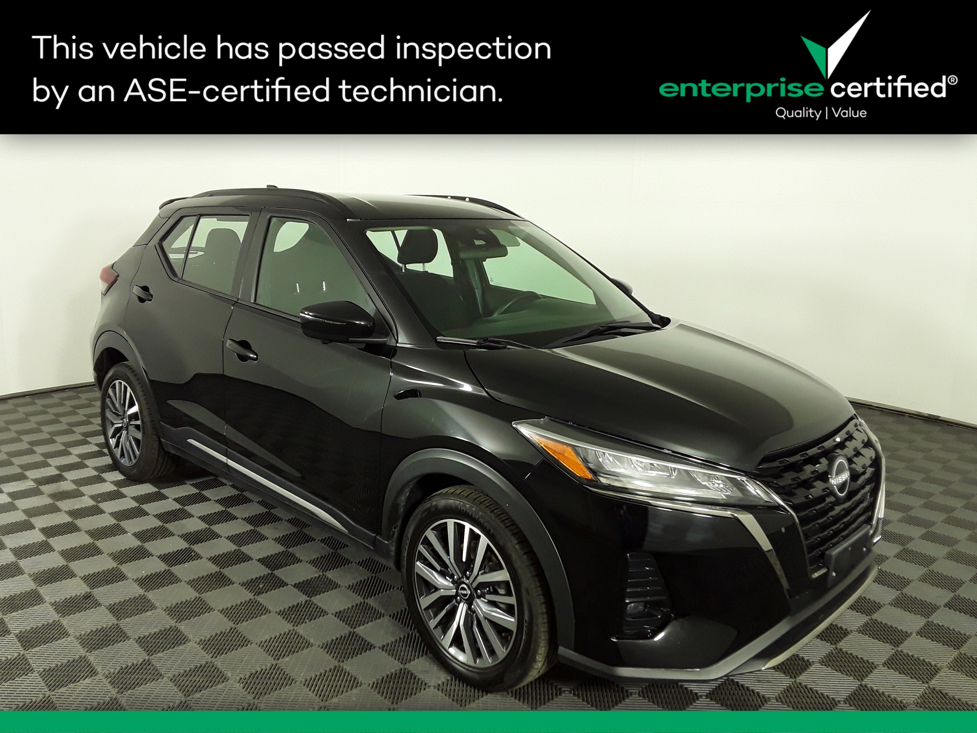 2024 Nissan Kicks SR