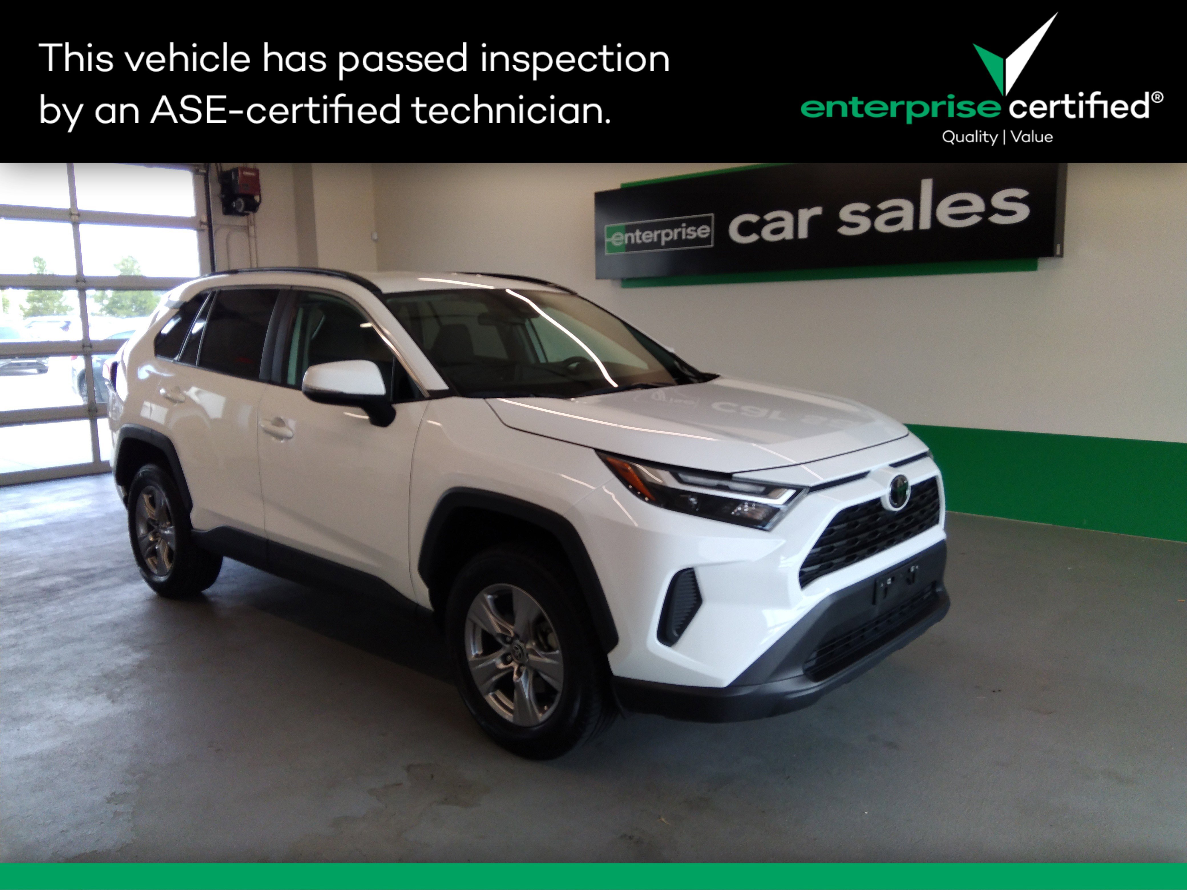 2023 Toyota RAV4 XLE FWD