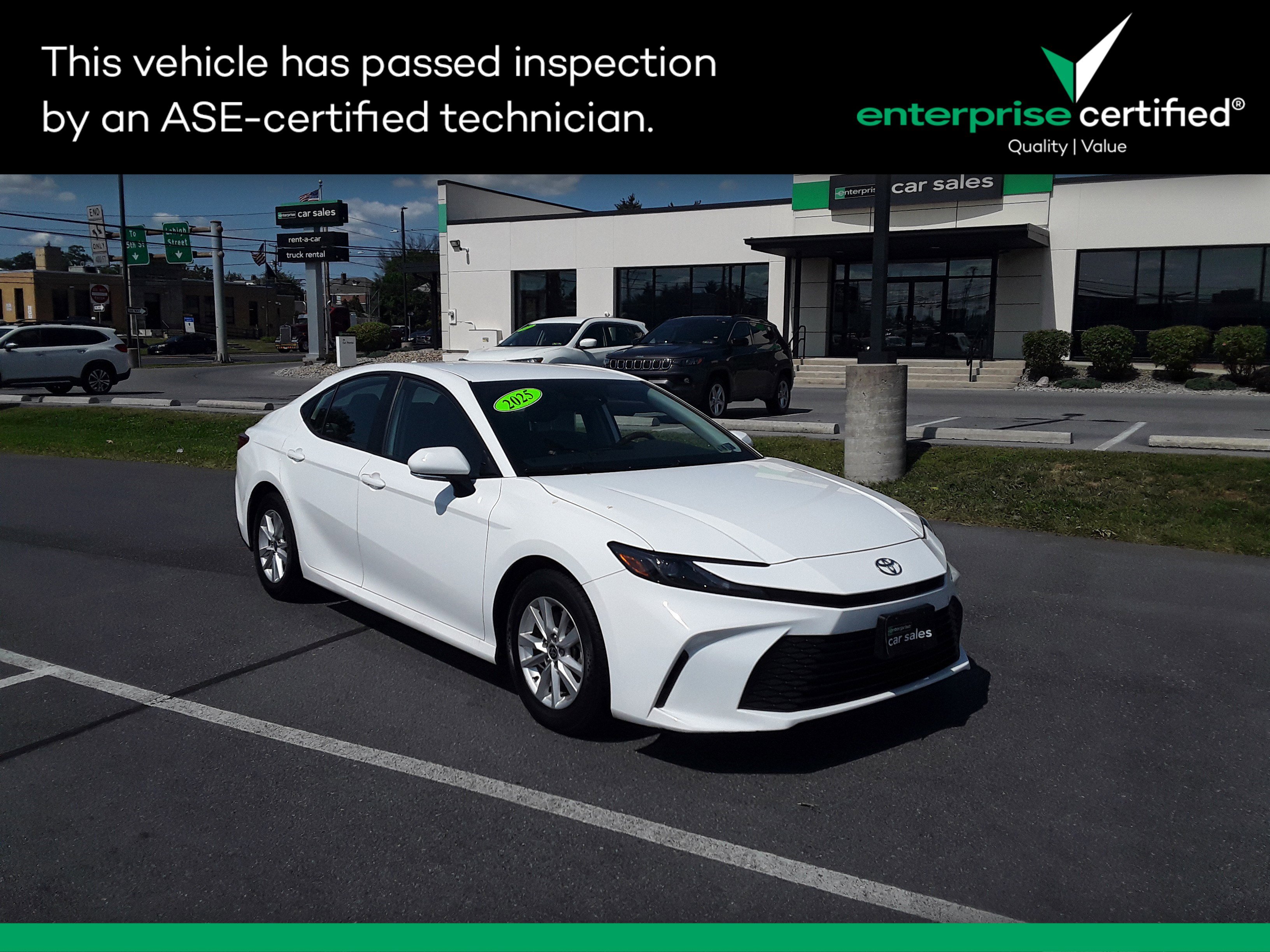 Used 2025 Toyota Camry LE