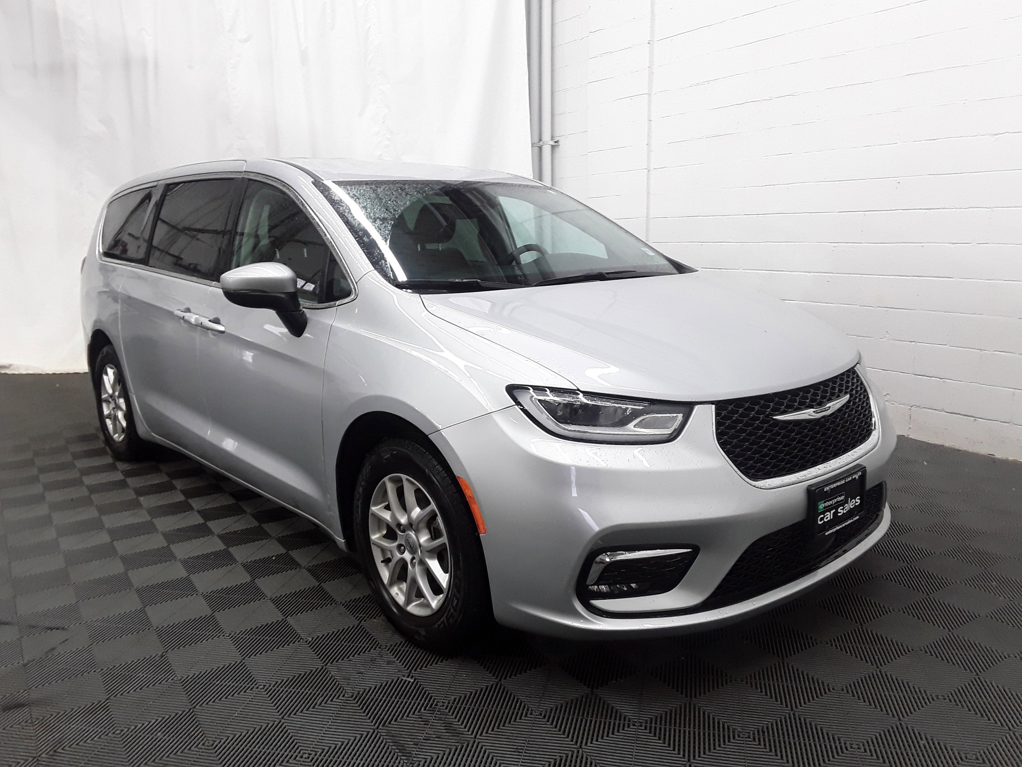 2023 Chrysler Pacifica Touring L FWD