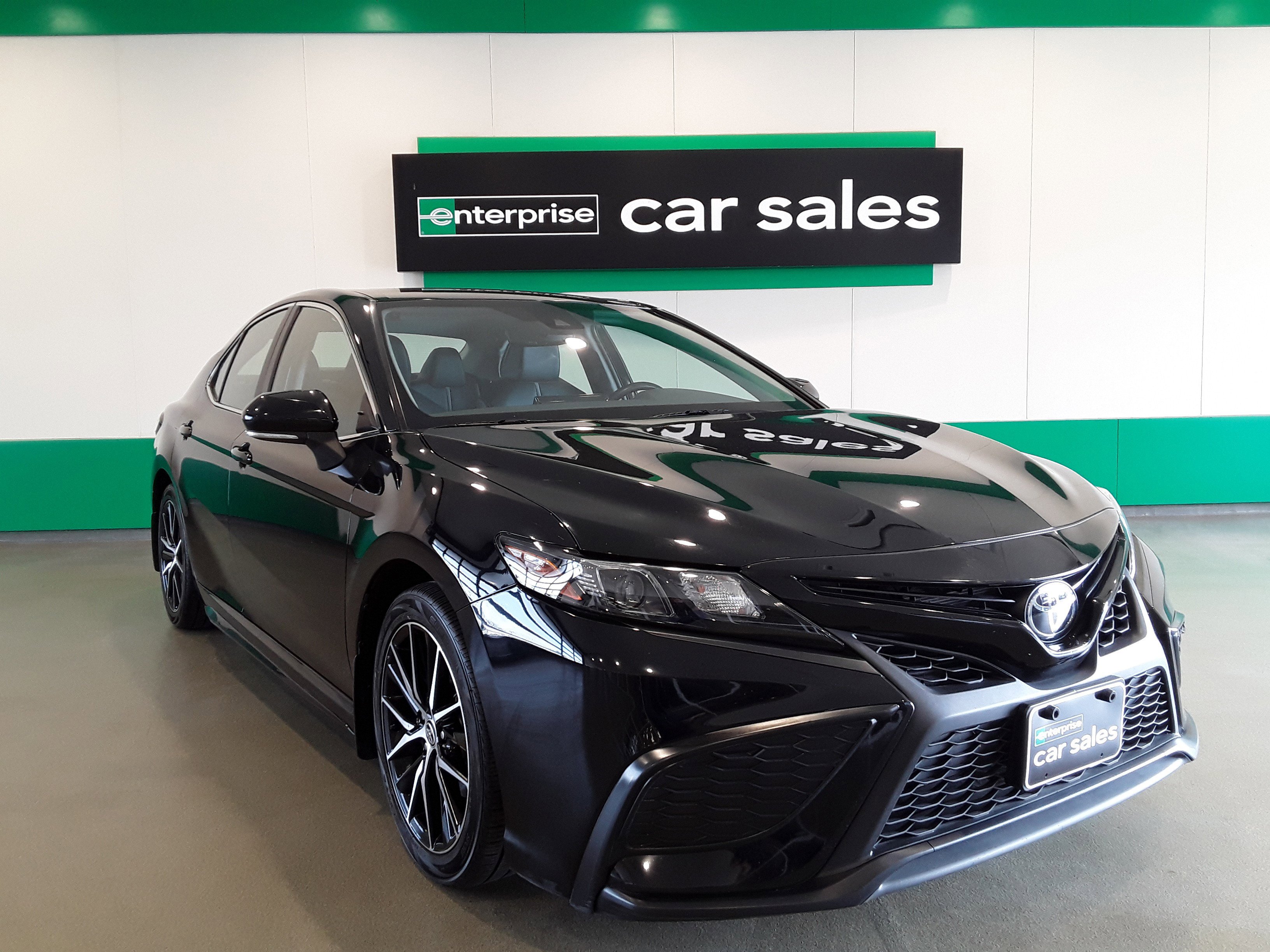 2023 Toyota Camry SE Auto