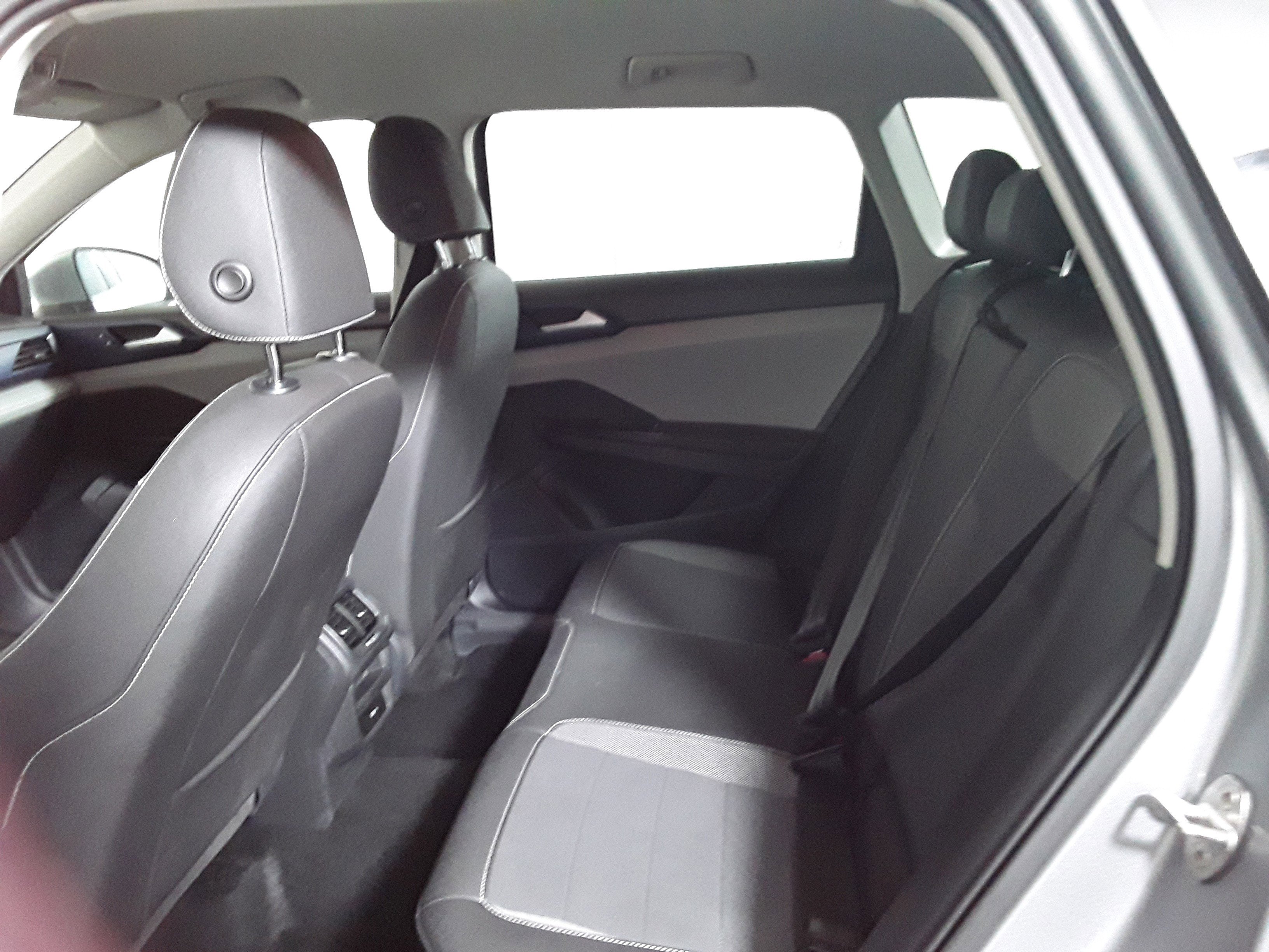 Image 7 of Used 2024 Volkswagen Taos SE FWD