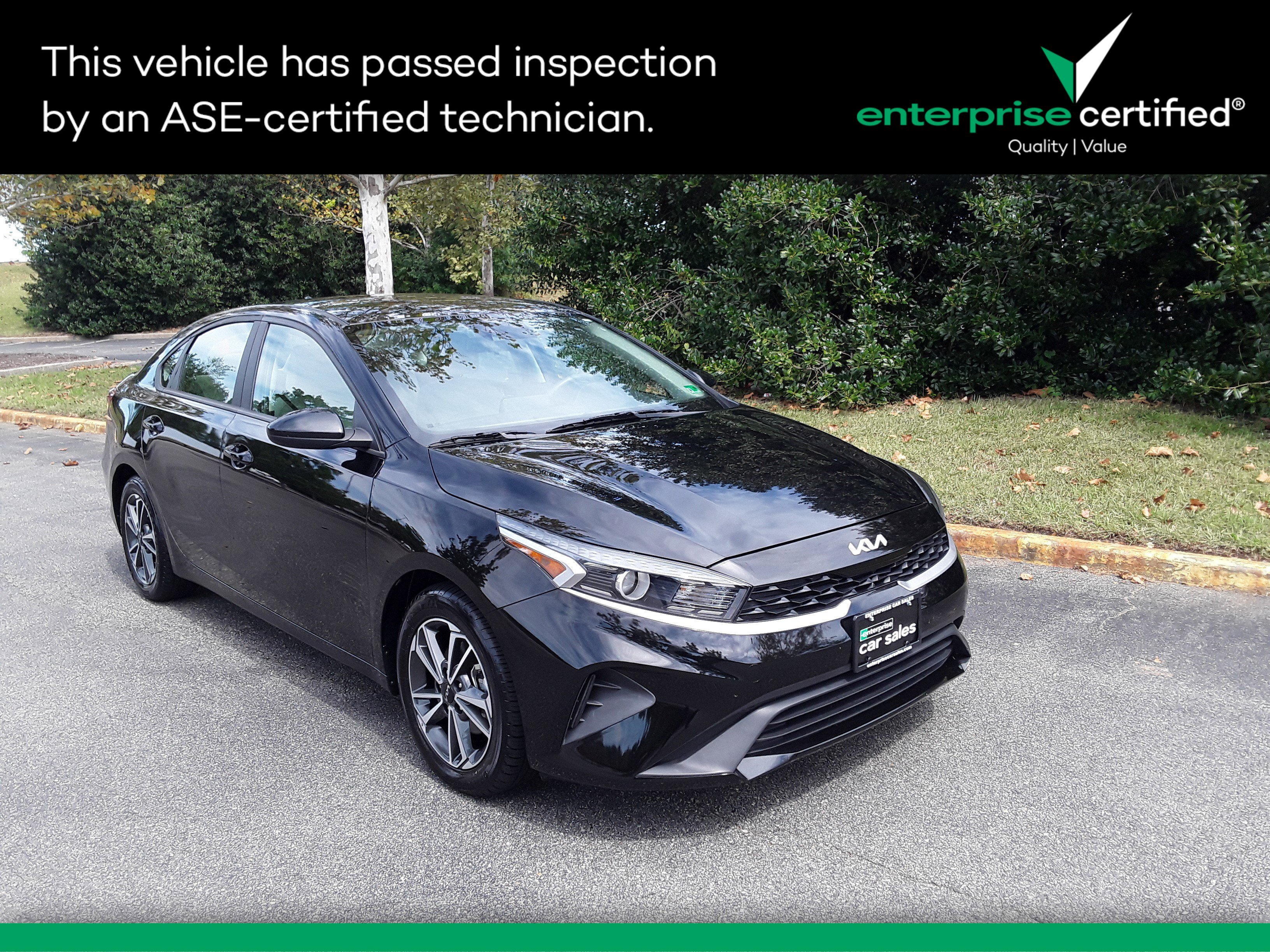 2023 Kia Forte LXS's photo