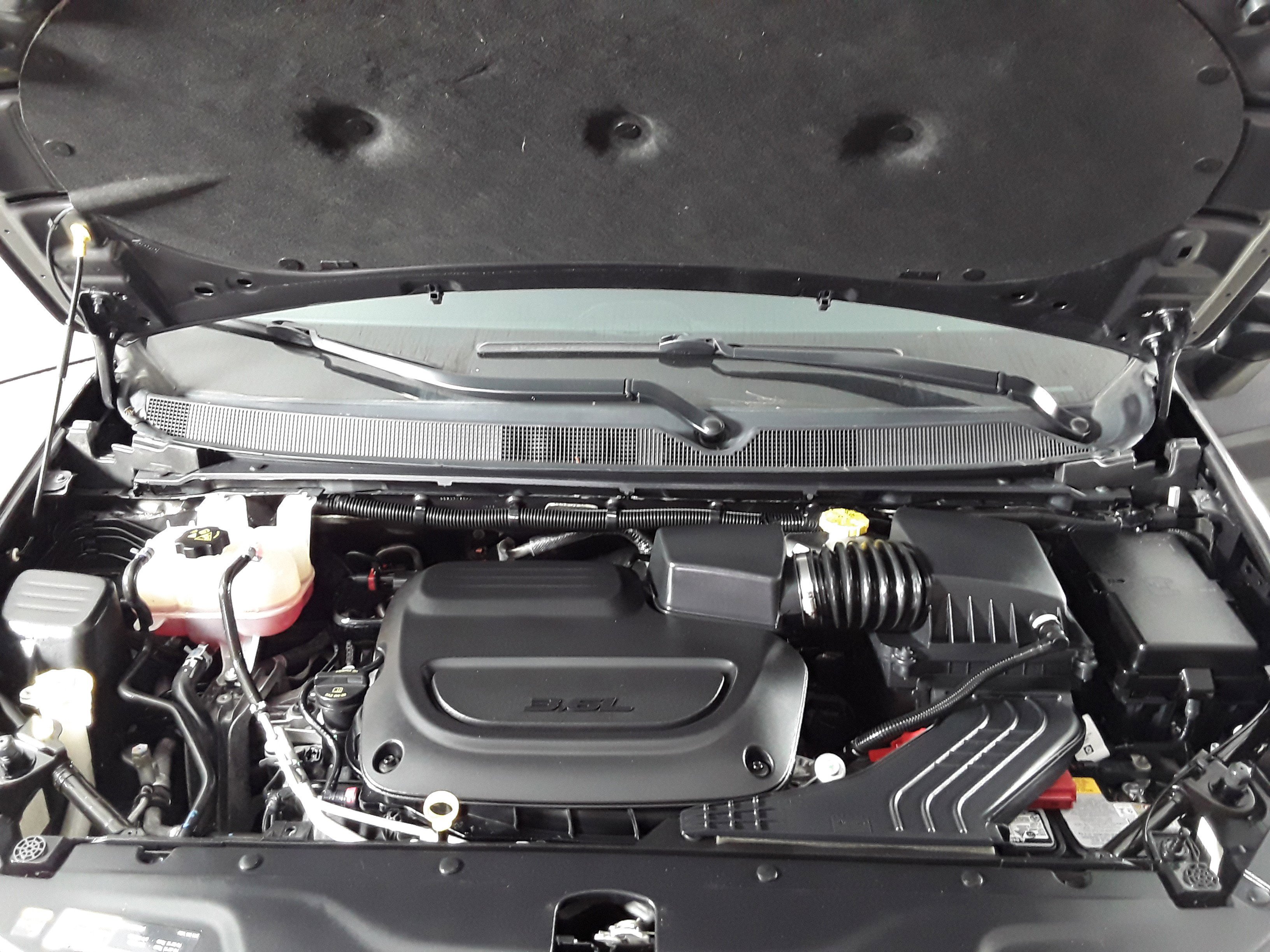 Image 9 of Used 2023 Chrysler Pacifica Touring L FWD