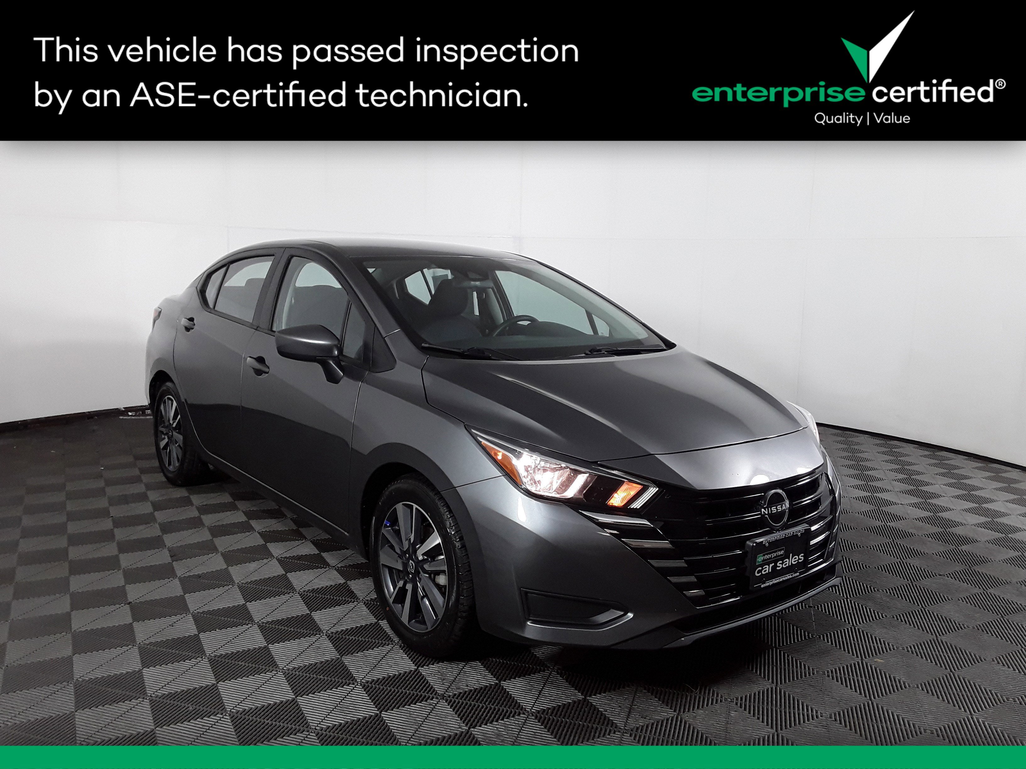 Used 2023 Nissan Versa SV CVT