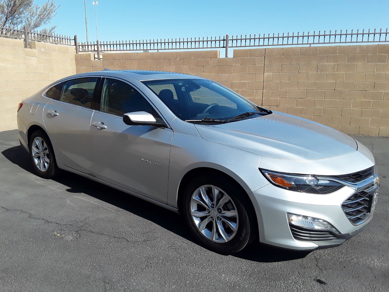 2022 Chevrolet Malibu 4dr Sdn LT