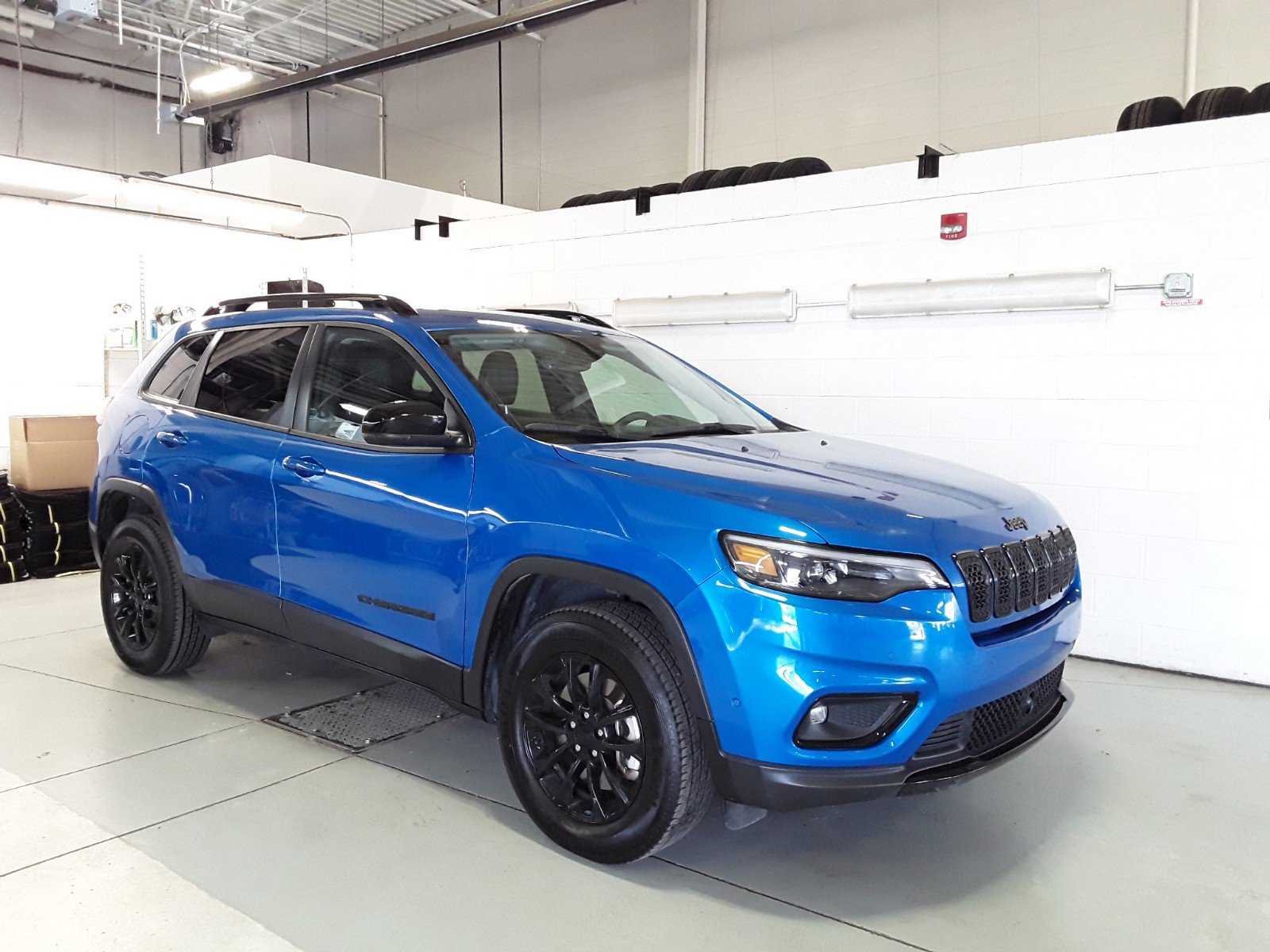 2023 Jeep Cherokee Altitude Lux 4x4