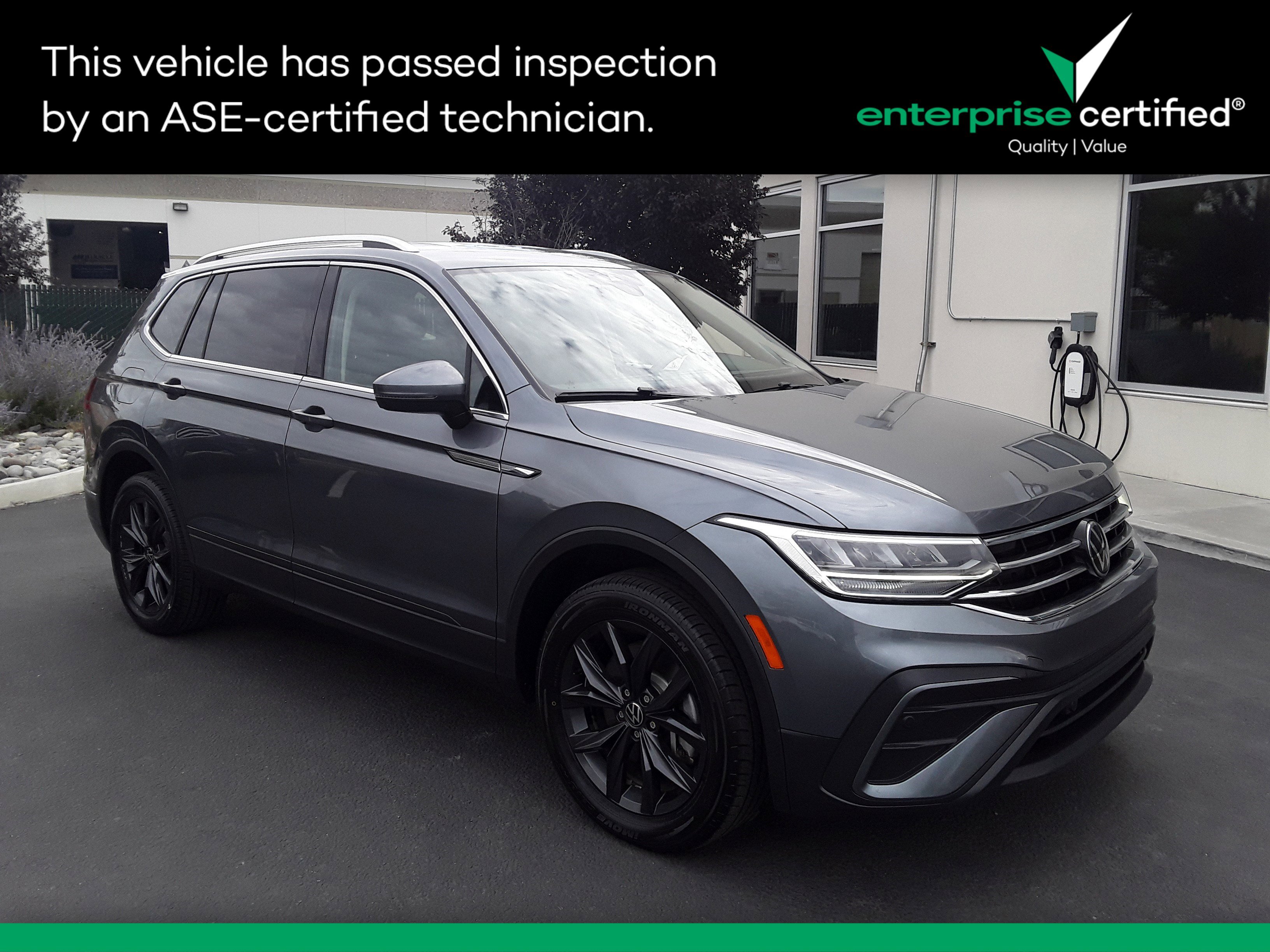 Used 2024 Volkswagen Tiguan 2.0T SE 4MOTION