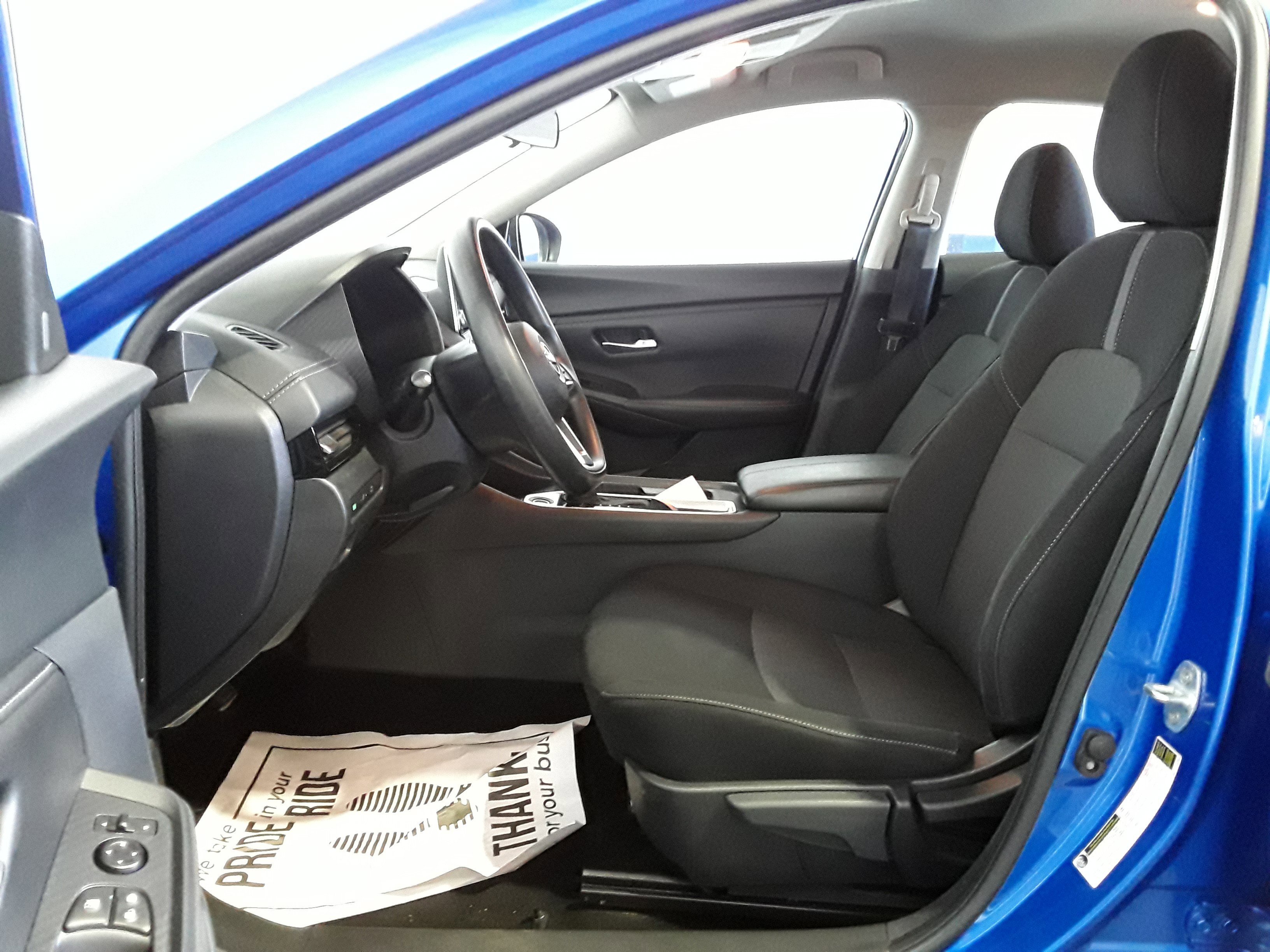 Image of Used 2024 Nissan Sentra SV CVT