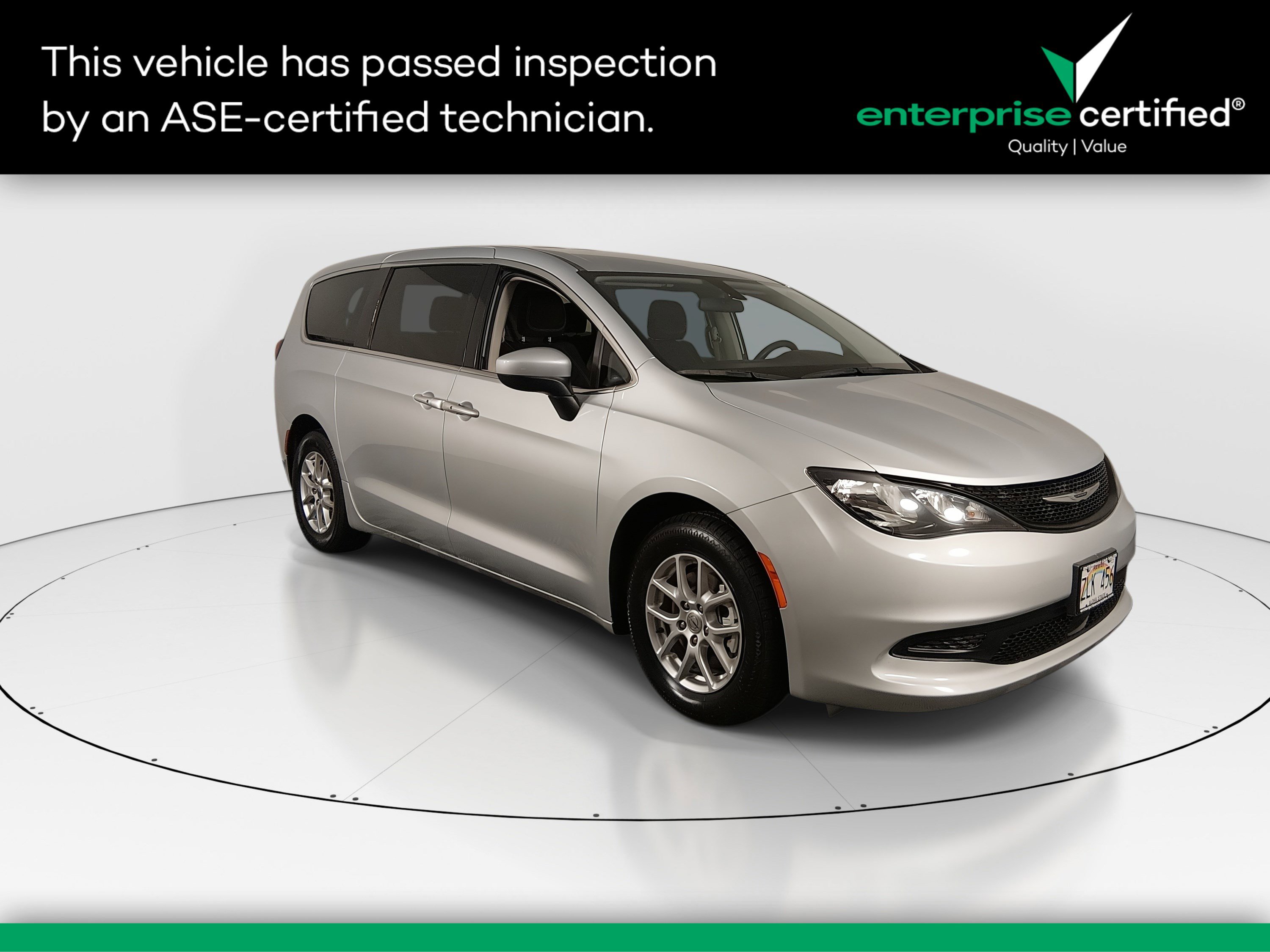 Used 2022 Chrysler Voyager LX FWD's photo