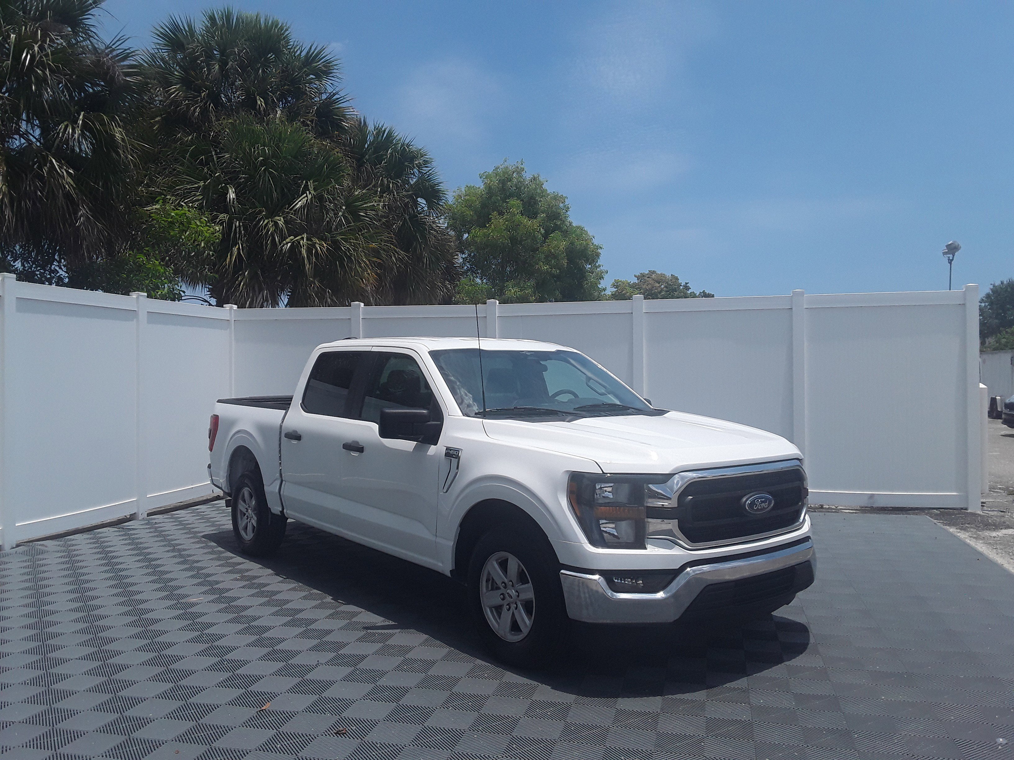 2023 Ford F-150 XLT 2WD SuperCrew 5.5' Box