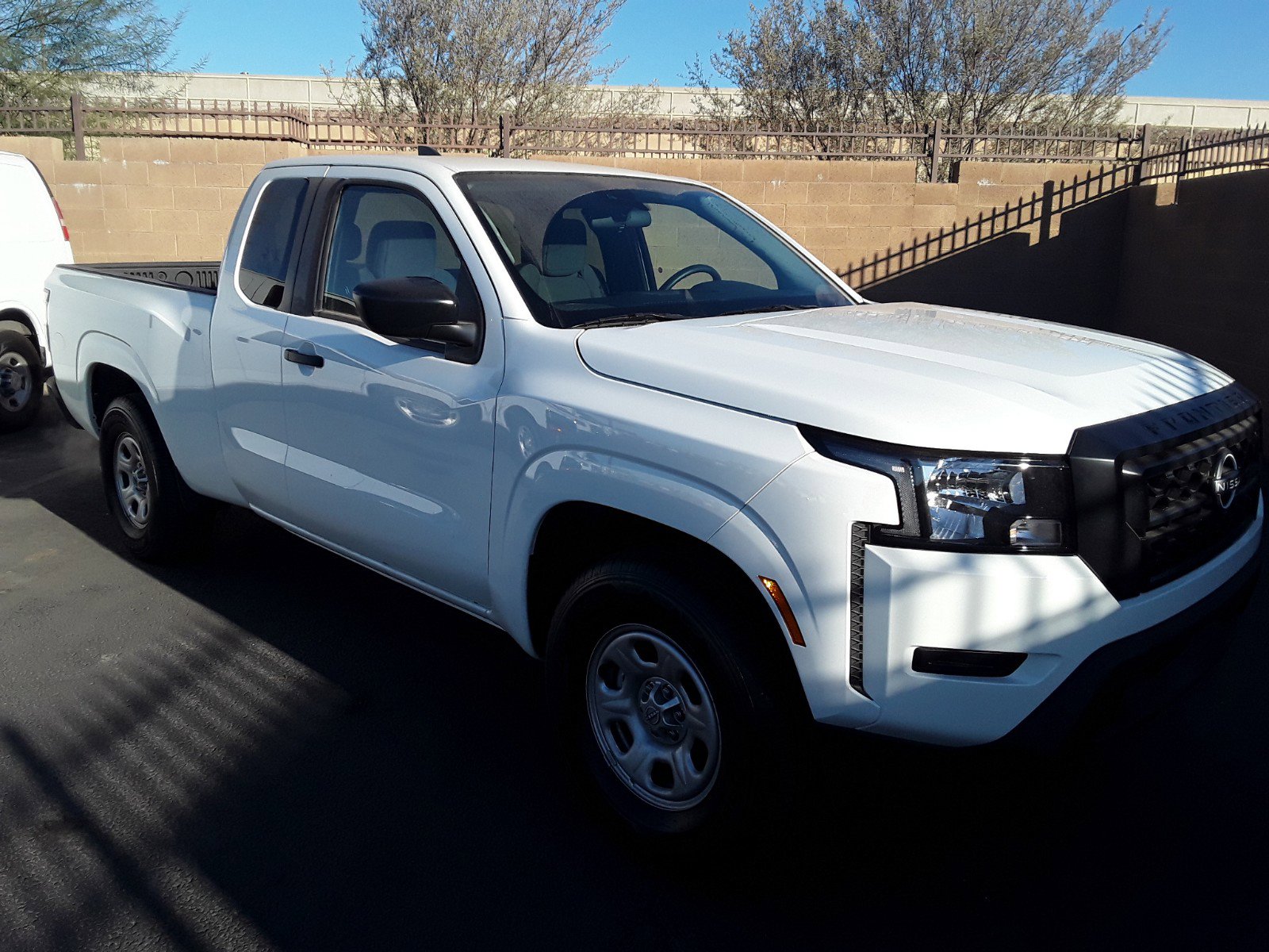 2024 Nissan Frontier King Cab 4x2 S