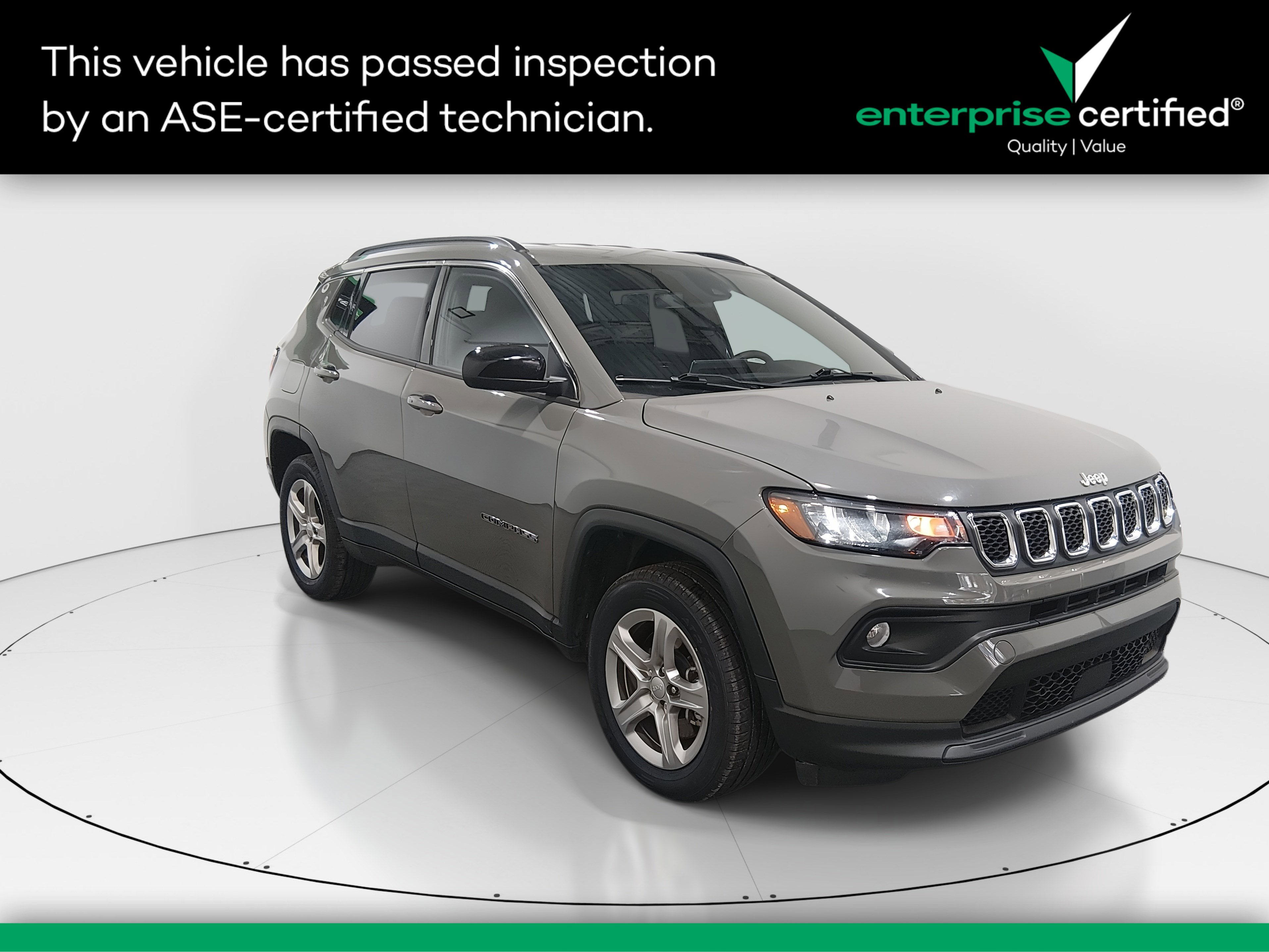 2024 Jeep Compass Latitude's photo