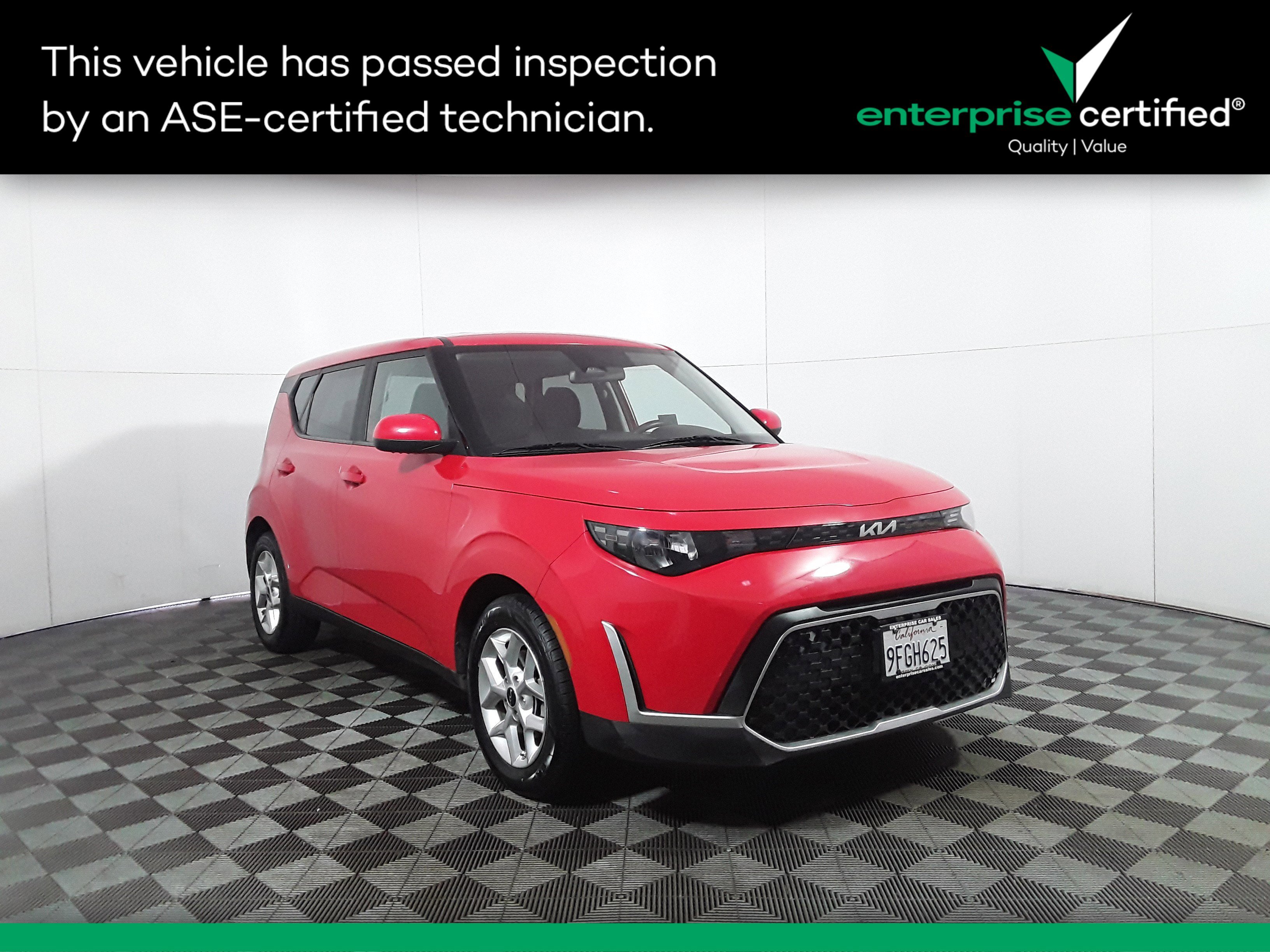 Used 2023 Kia Soul LX IVT