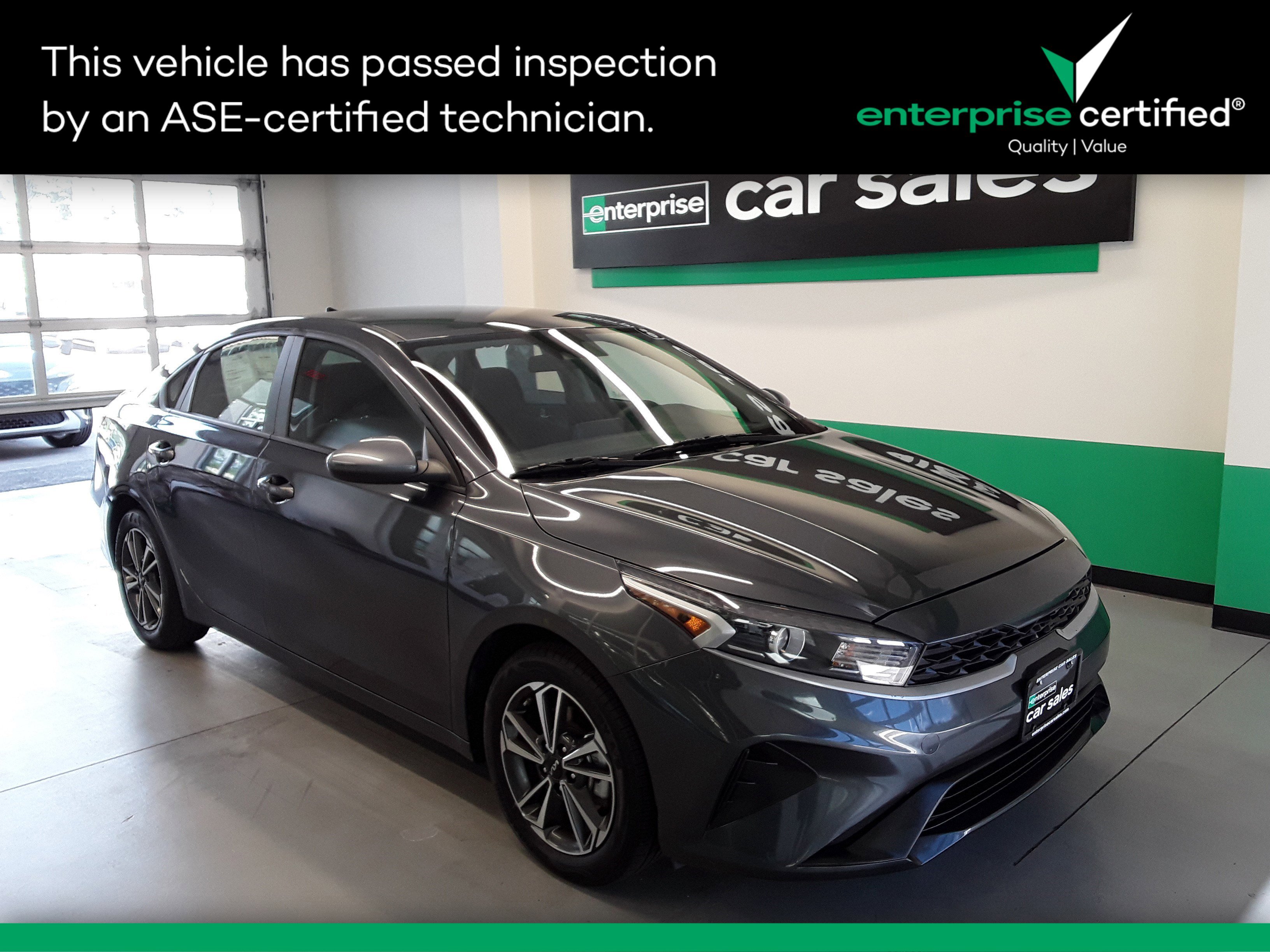 Used 2023 Kia Forte LXS IVT