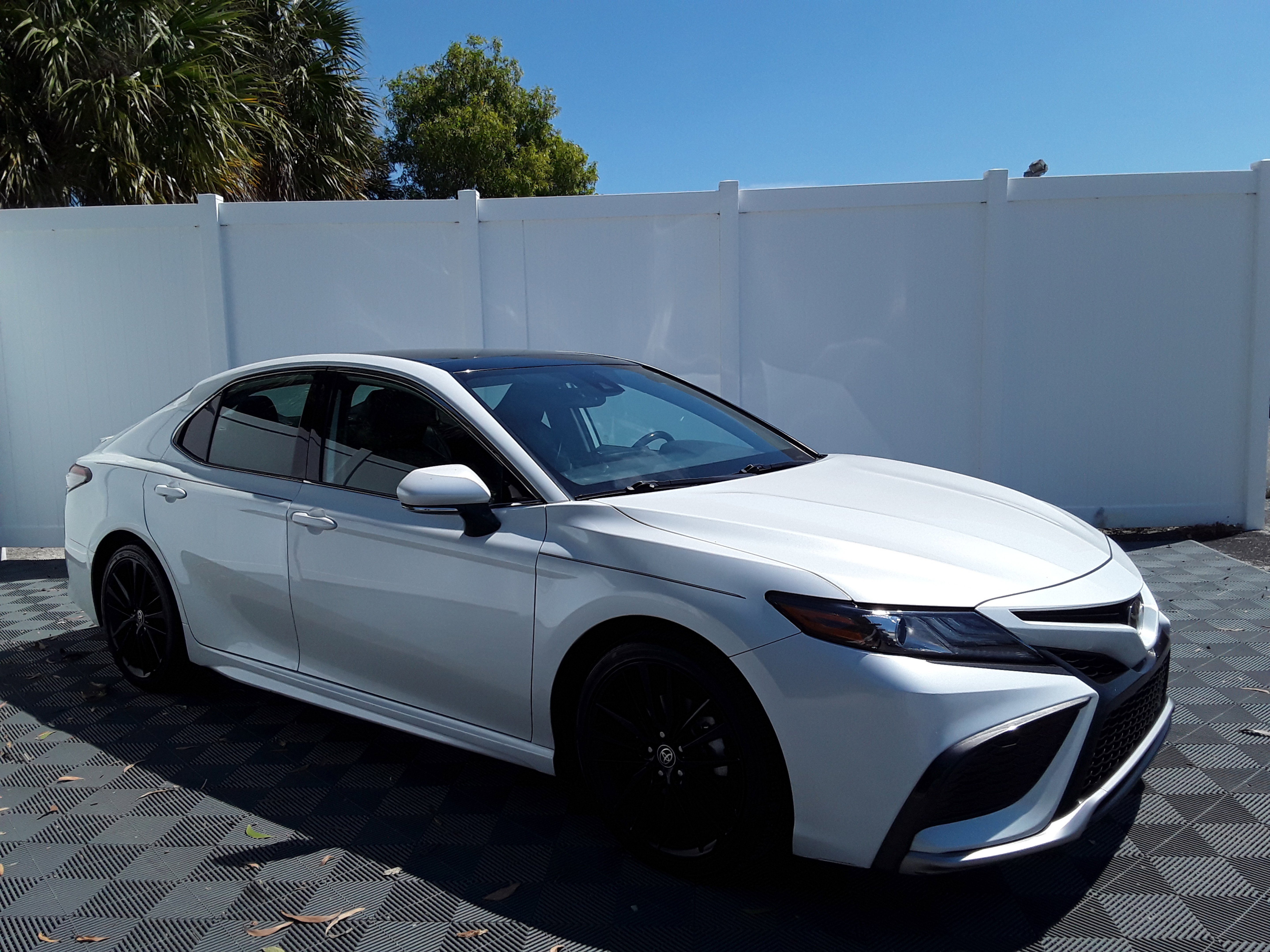 2022 Toyota Camry XSE Auto