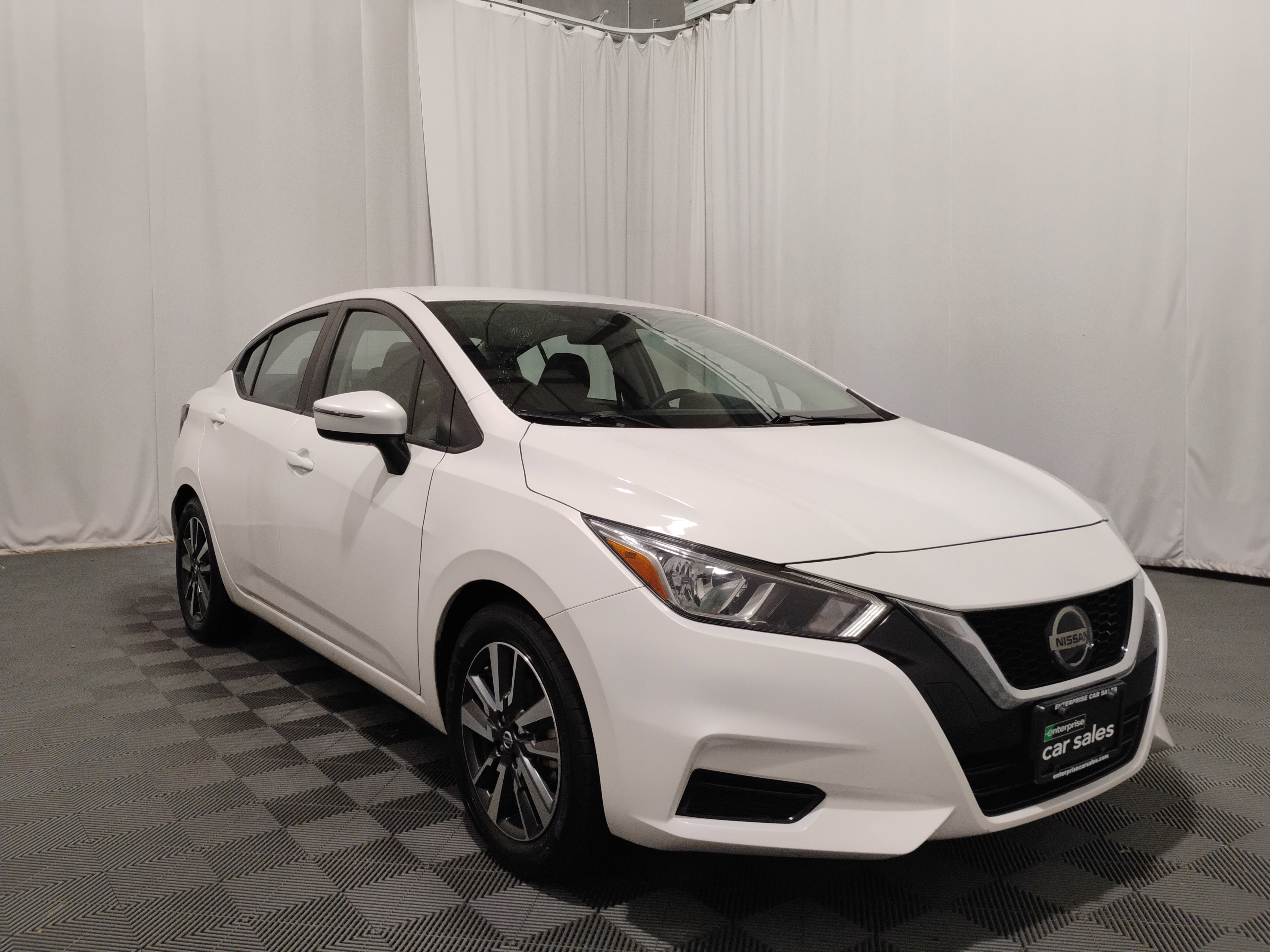 2021 Nissan Versa SV CVT