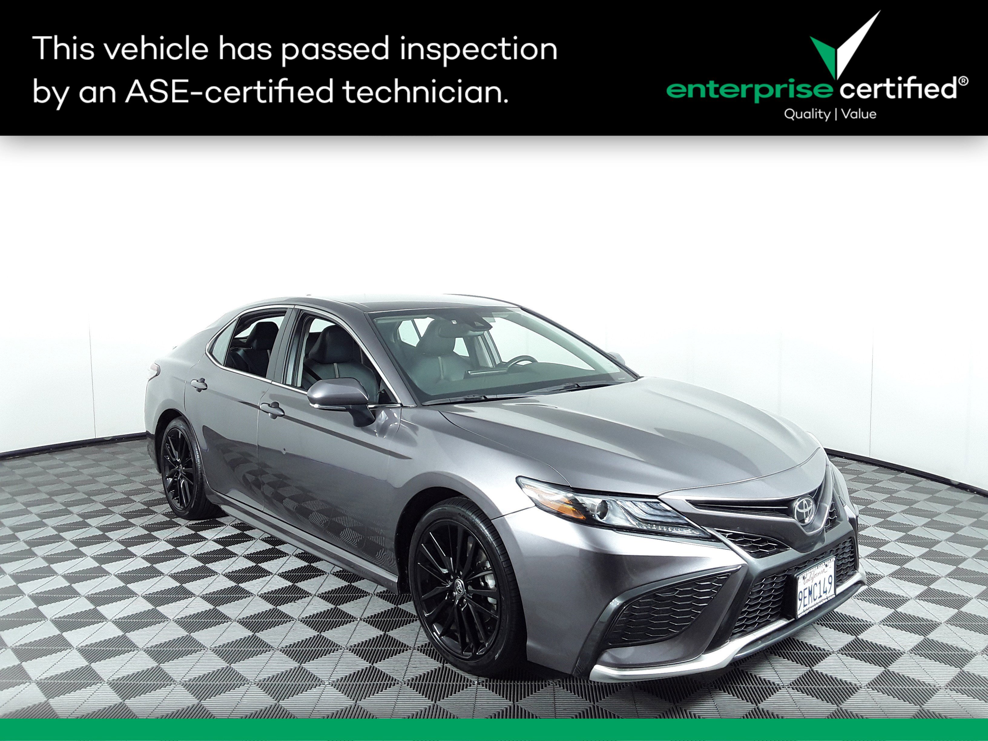 2023 Toyota Camry XSE Auto