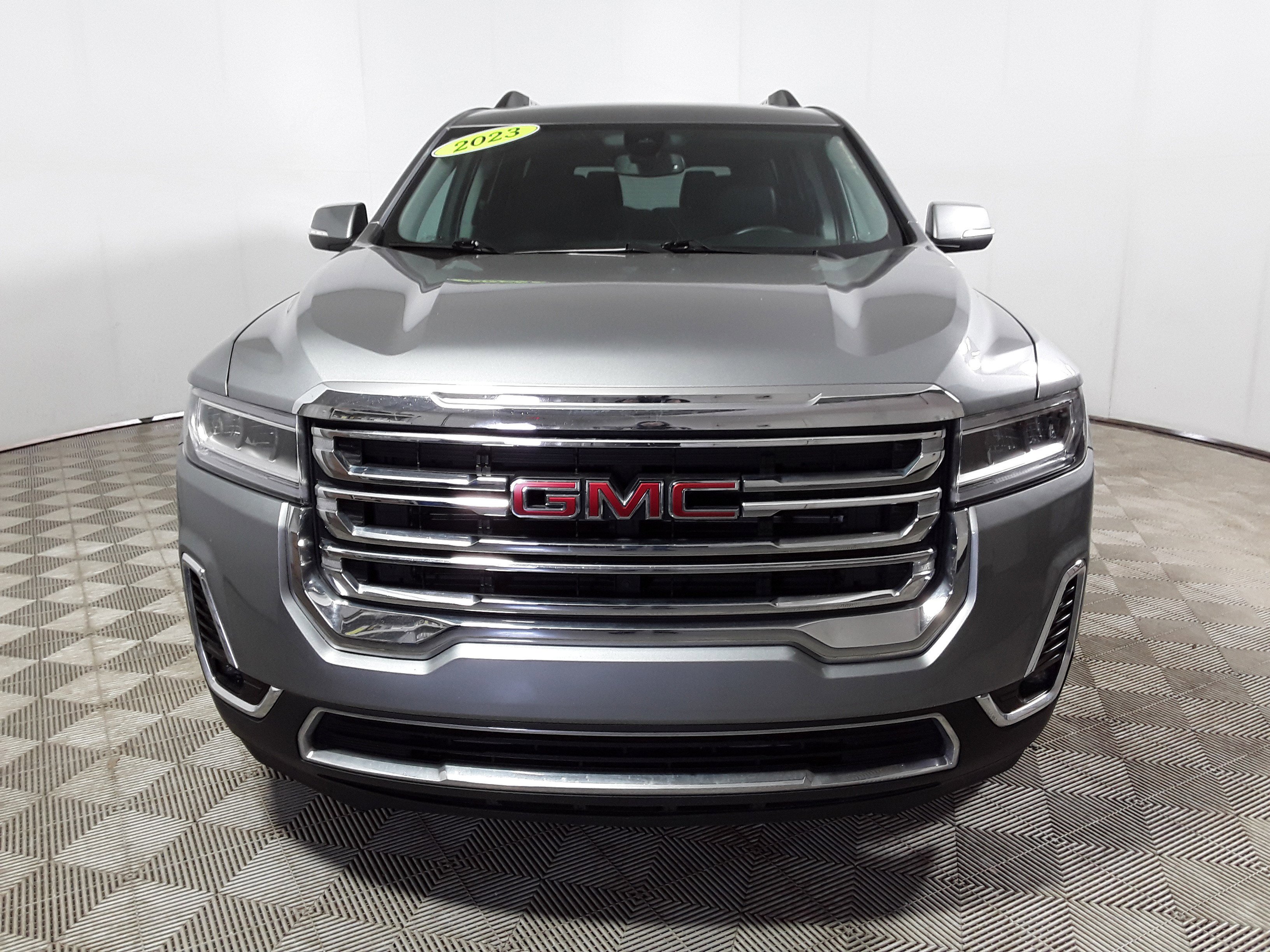 Image 8 of Used 2023 GMC Acadia FWD 4dr SLT