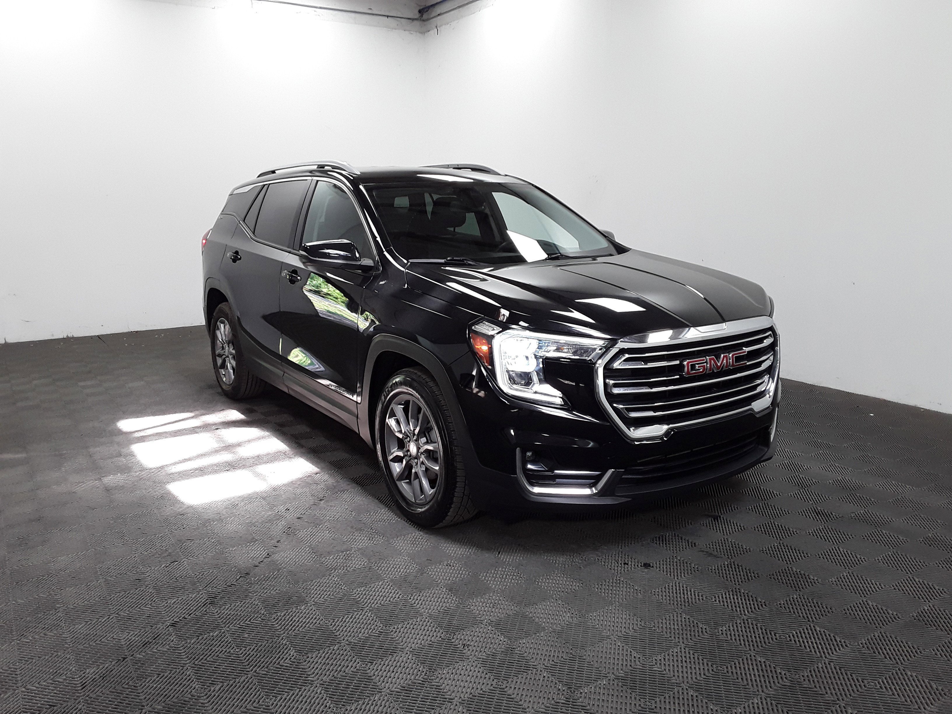 2023 GMC Terrain FWD 4dr SLT