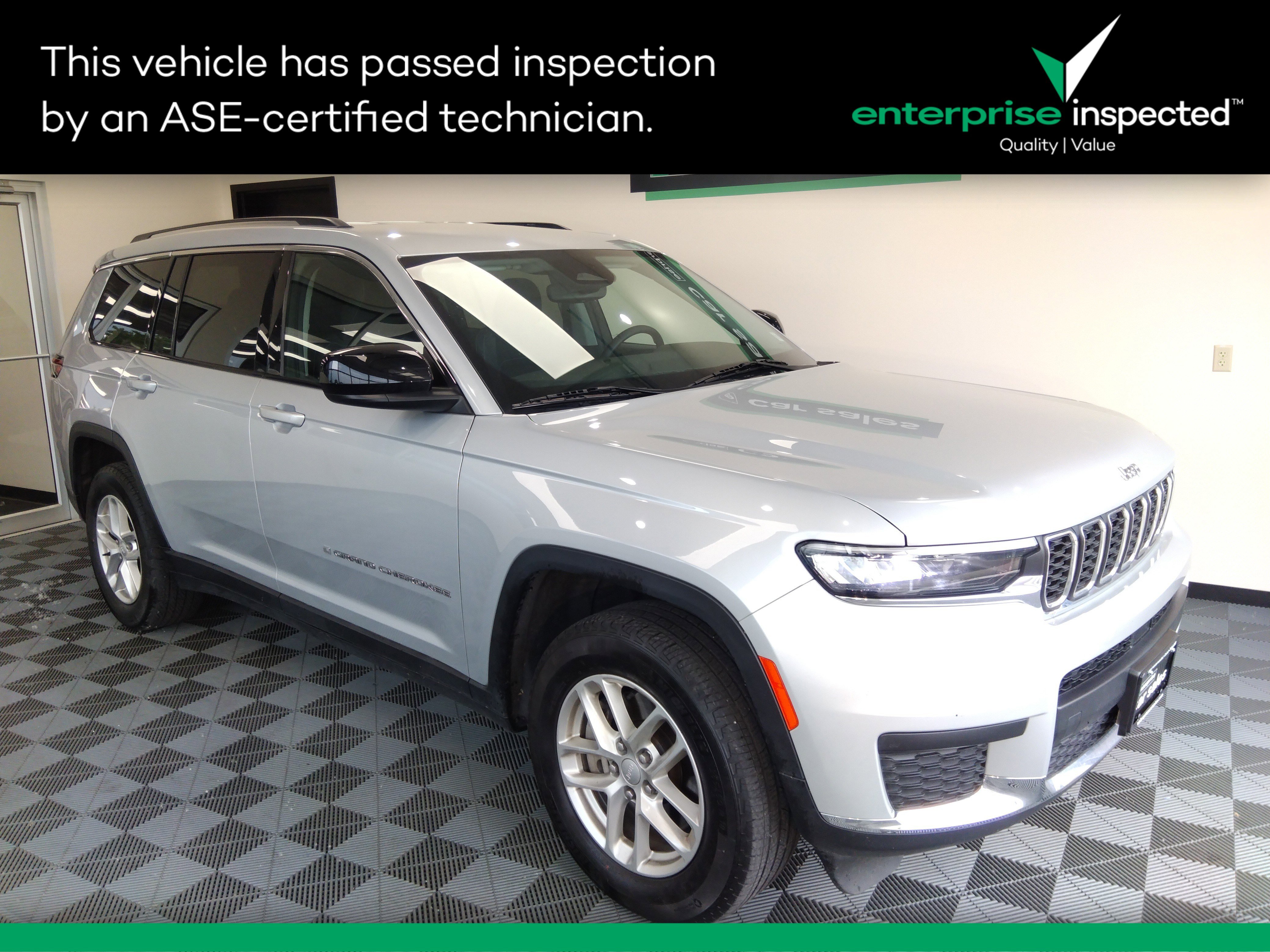 2023 Jeep Grand Cherokee L Laredo 4x4