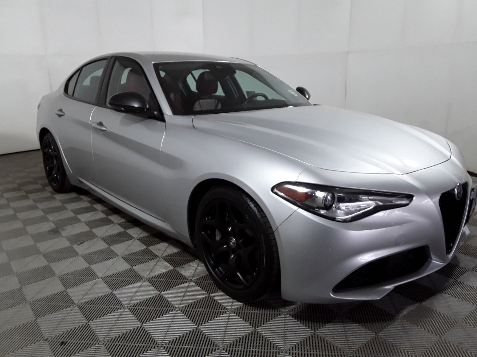 2021 Alfa Romeo Giulia RWD