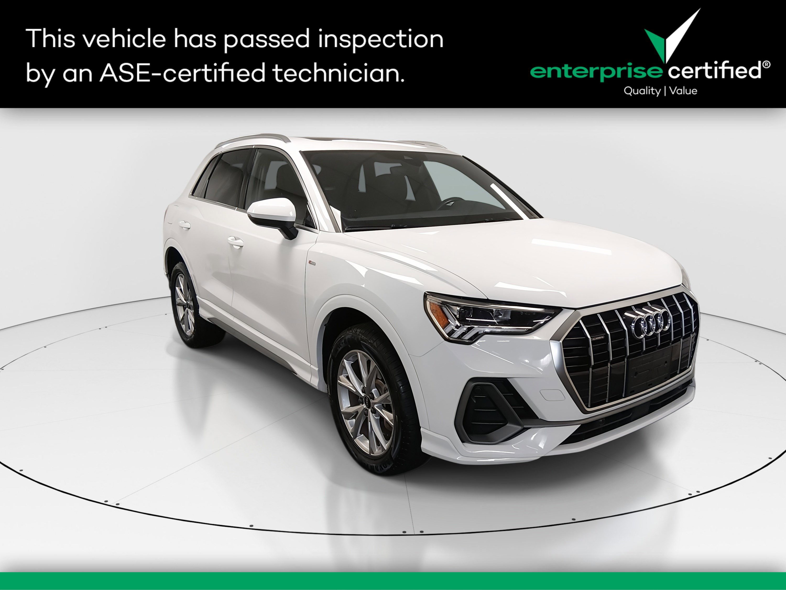 2023 Audi Q3 S Line Premium's photo