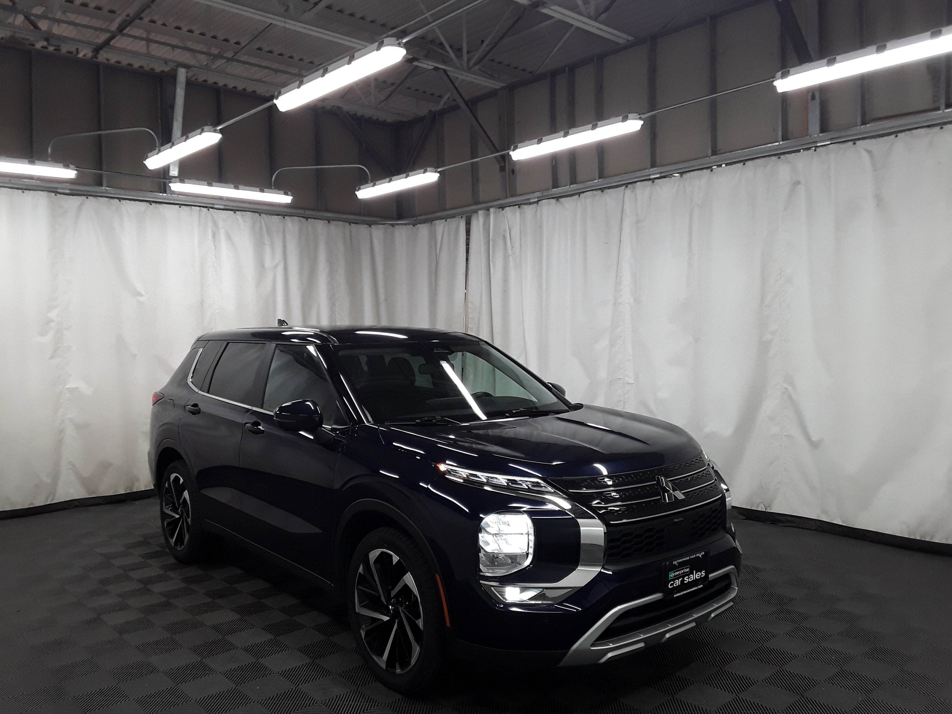 Used 2024 Mitsubishi Outlander SE Black Edition FWD