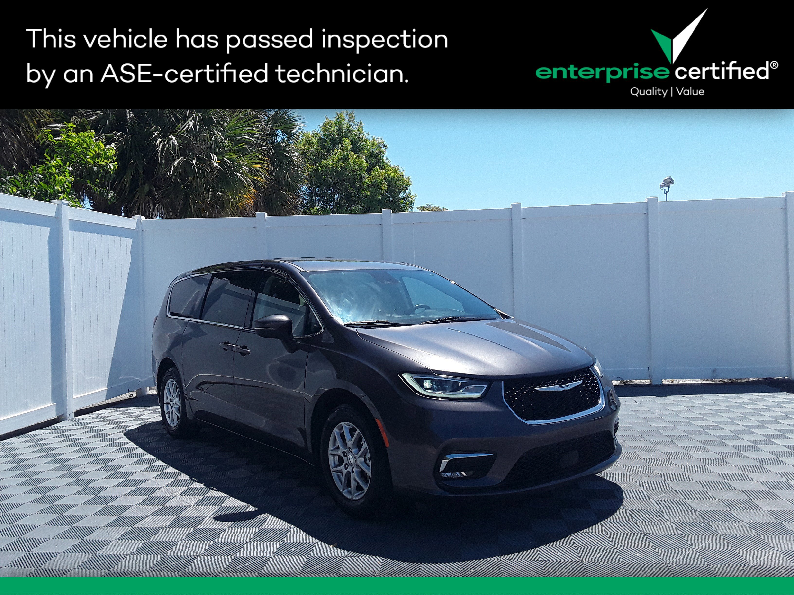 2023 Chrysler Pacifica Touring L