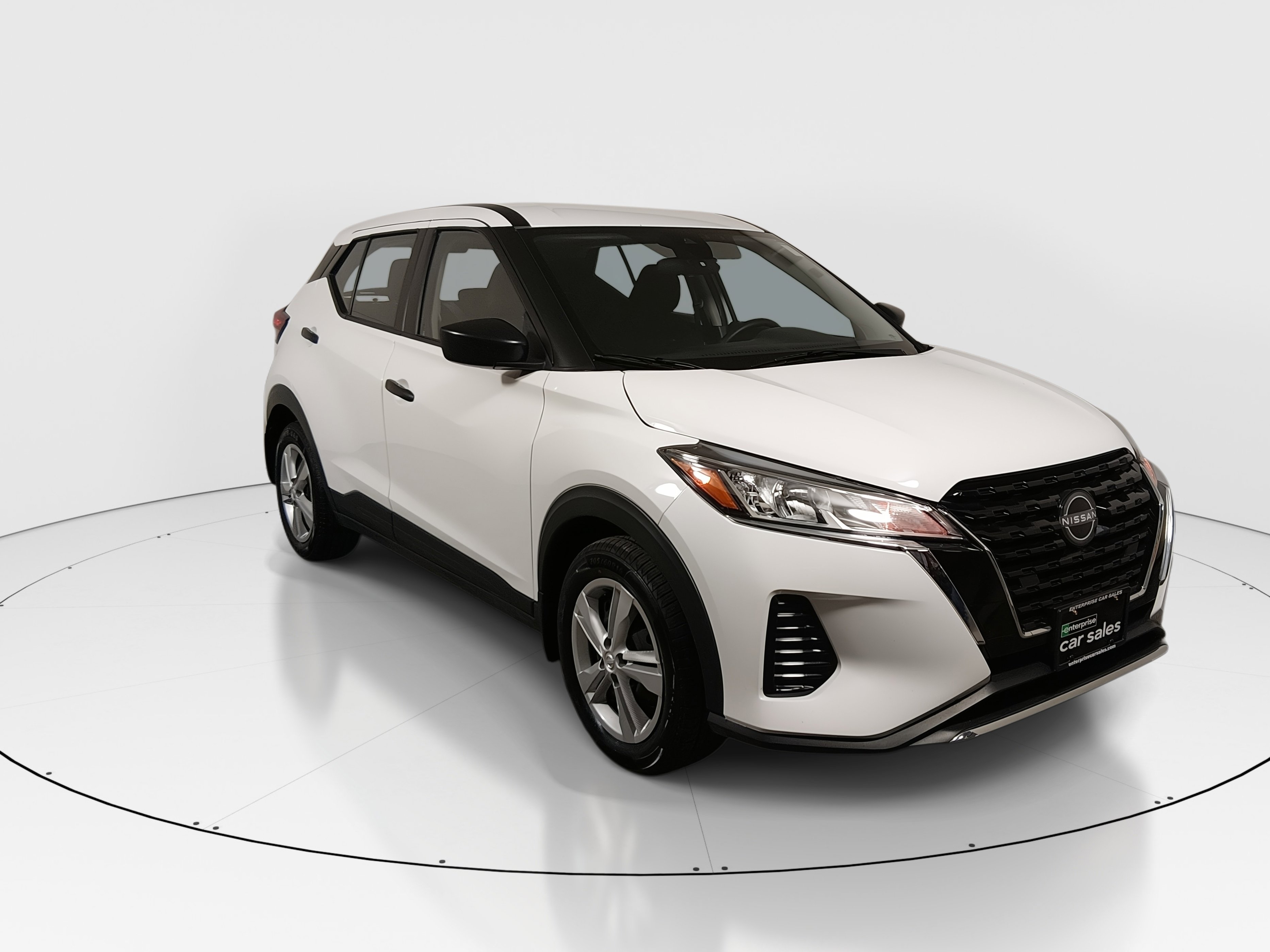 Used 2024 Nissan Kicks S FWD