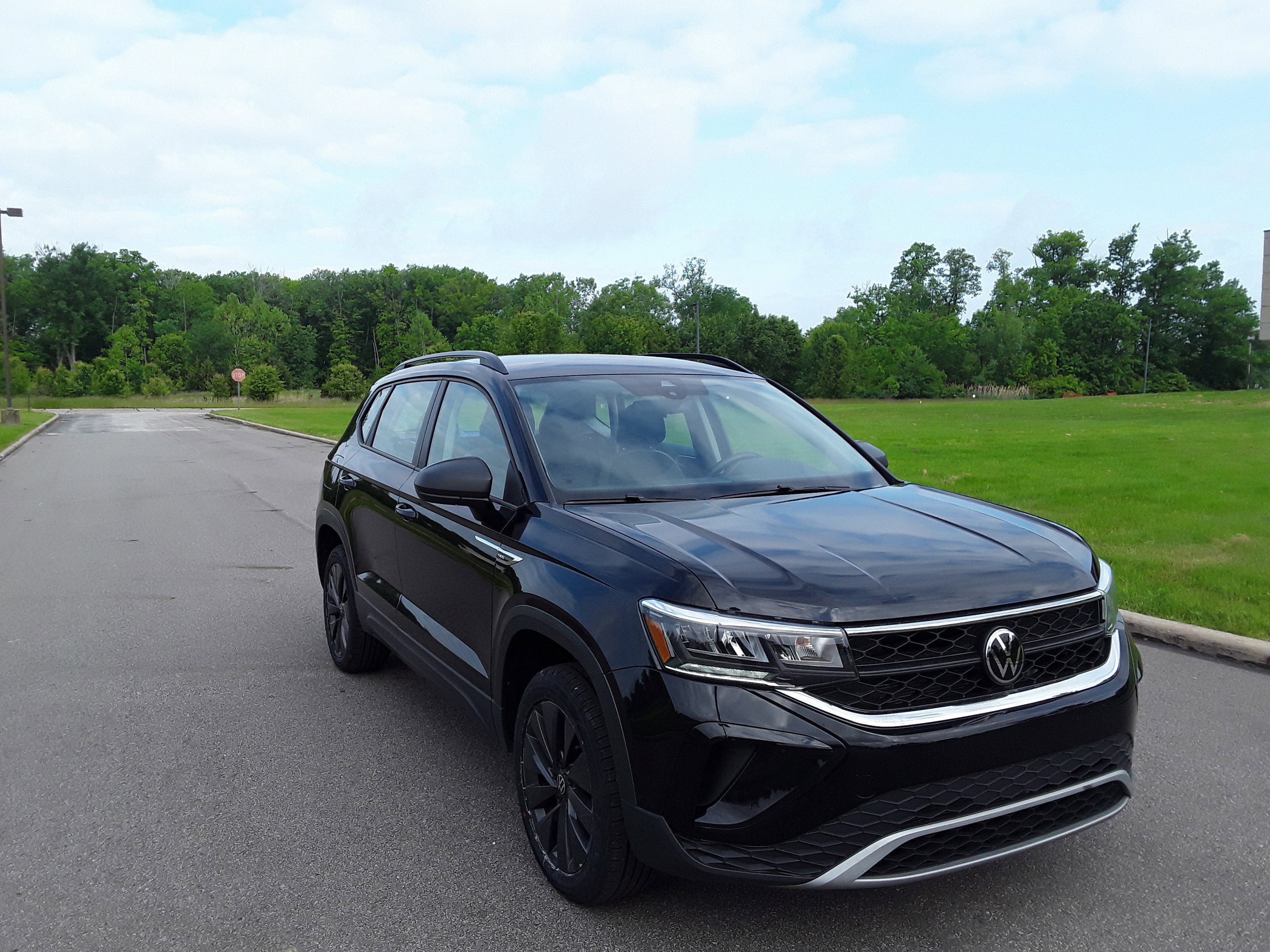 2024 Volkswagen Taos S FWD