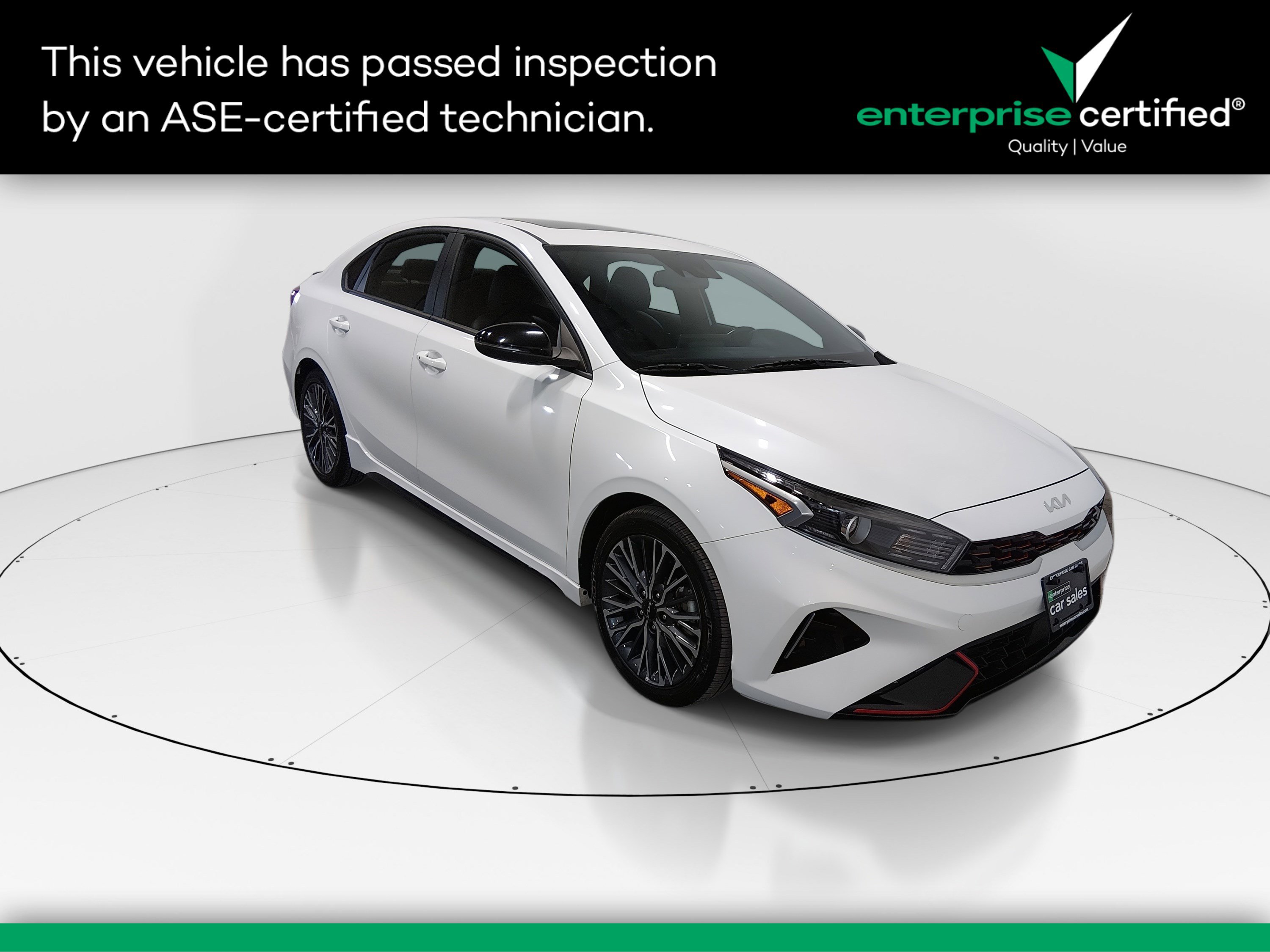 2023 Kia Forte GT-Line's photo