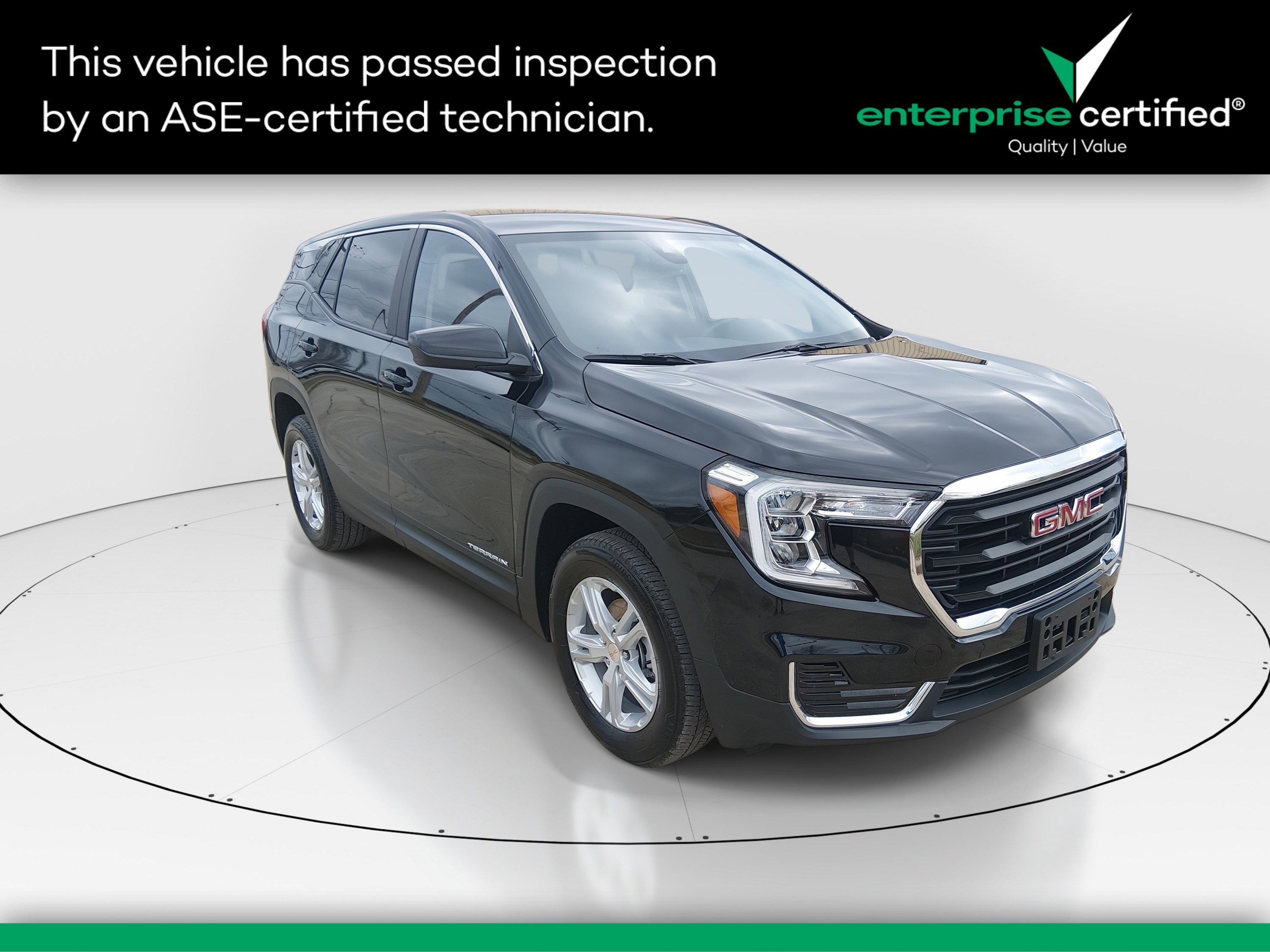 2024 GMC Terrain SLE's photo