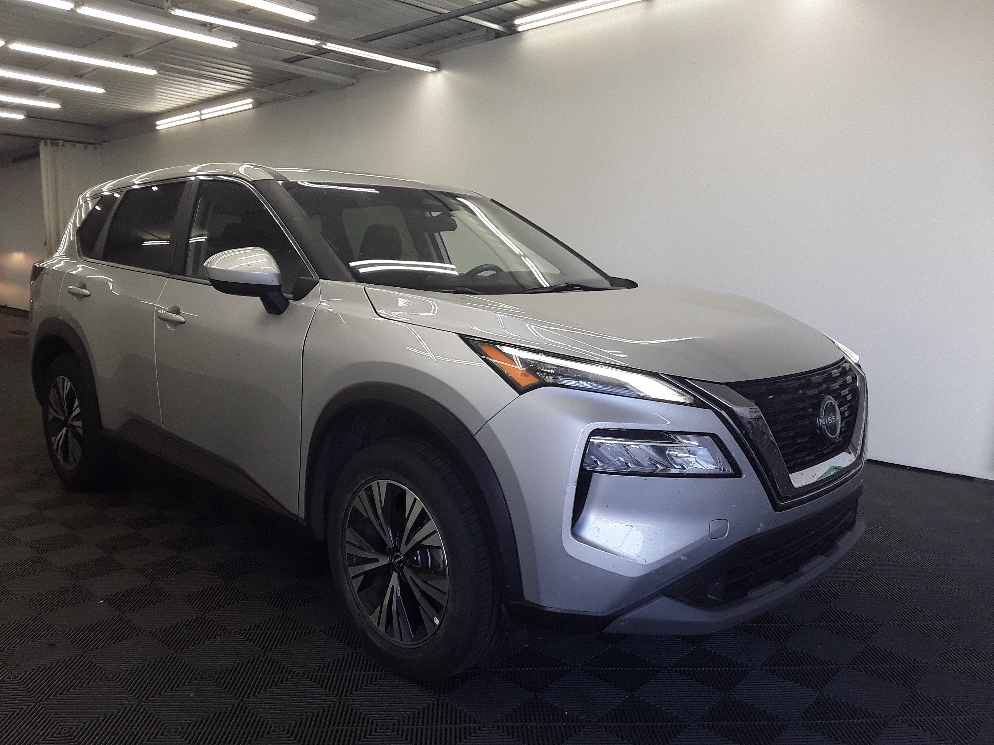 Used 2023 Nissan Rogue AWD SV
